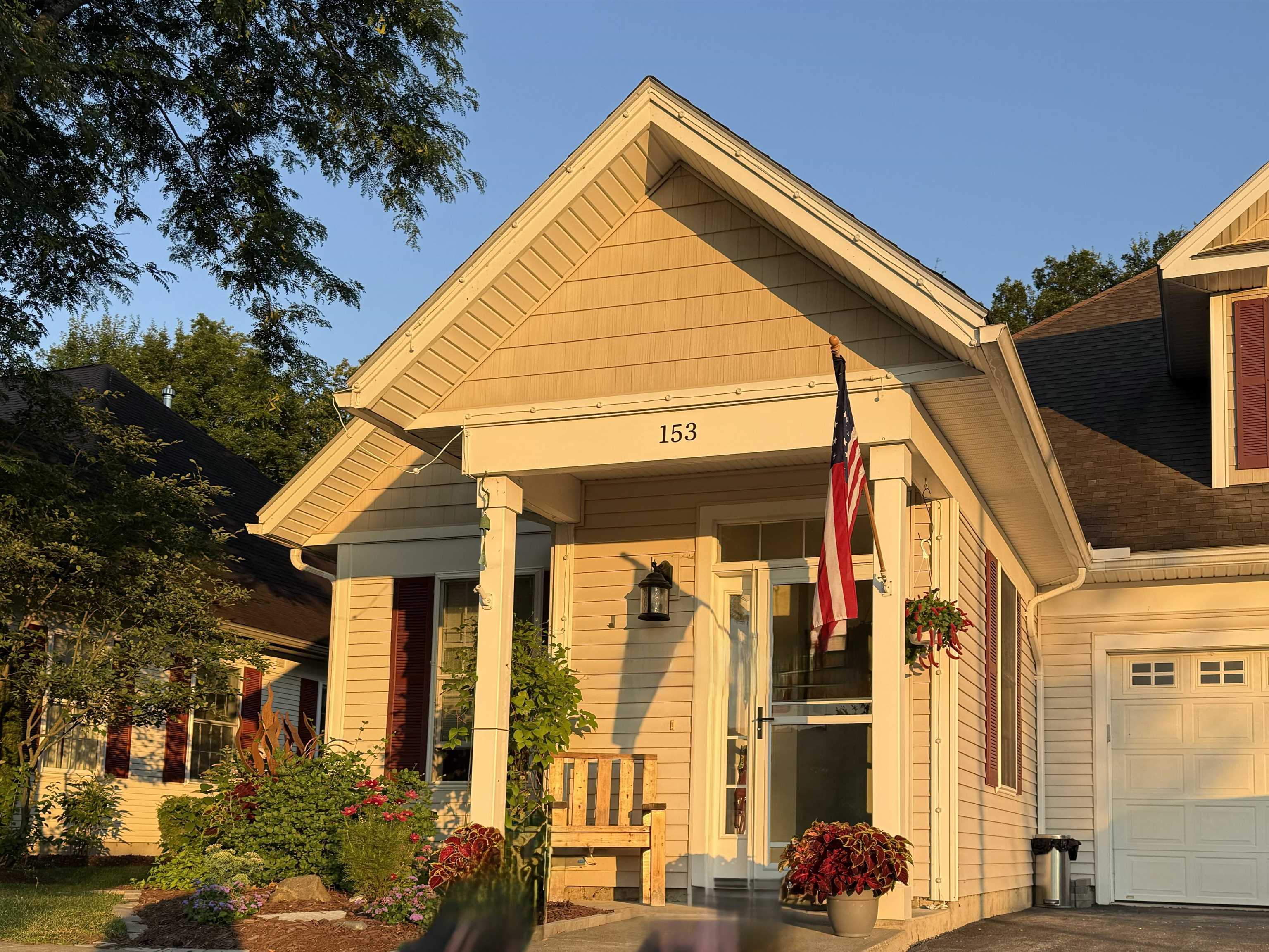 153 Garden Circle Property Photo 2
