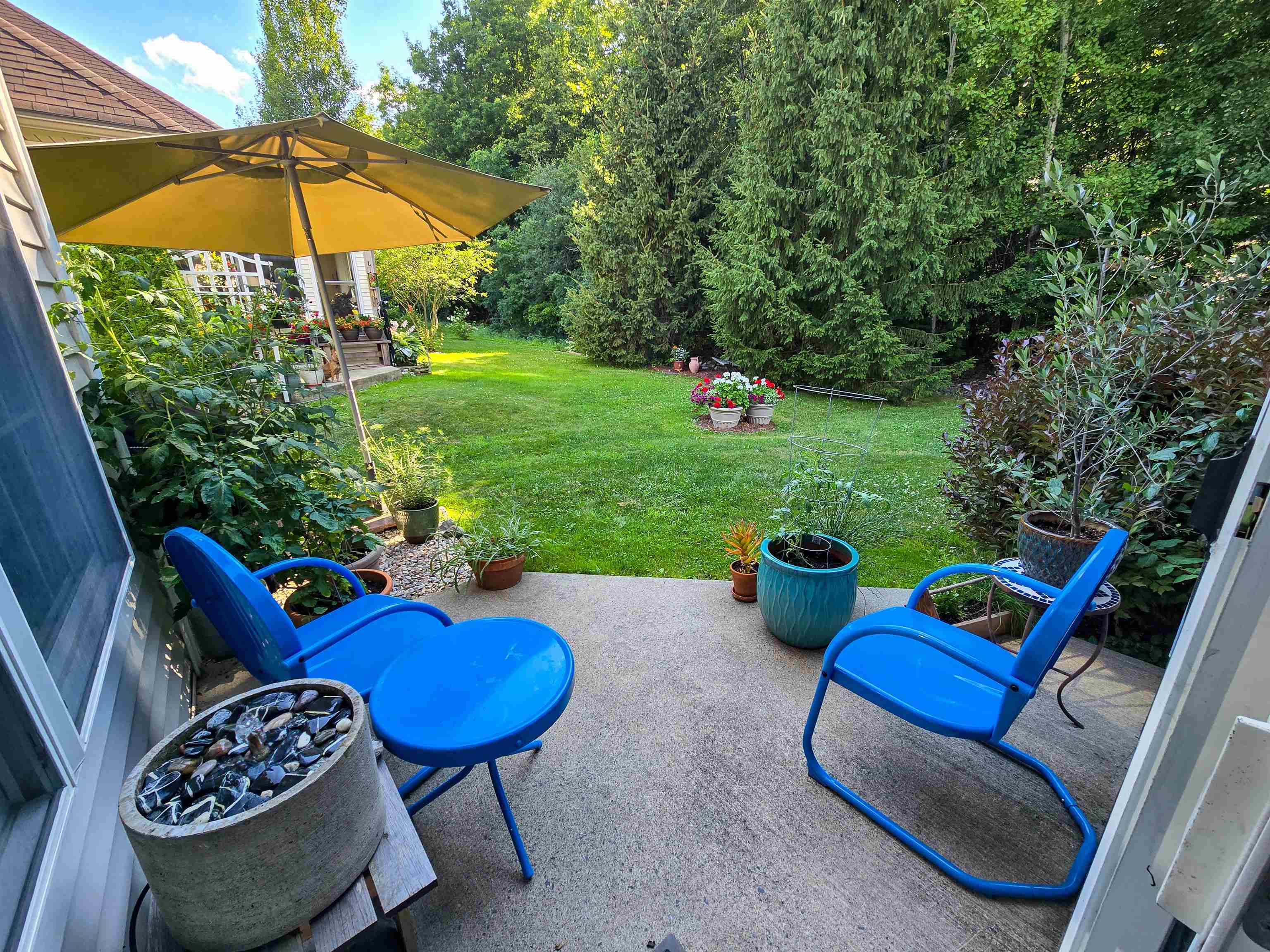 153 Garden Circle Property Photo 36