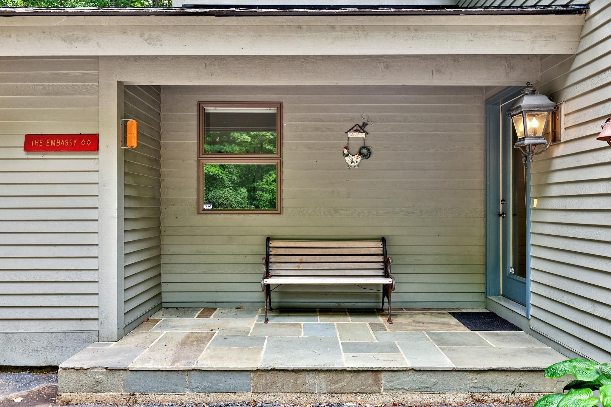 58 Knoll Drive Property Photo 4
