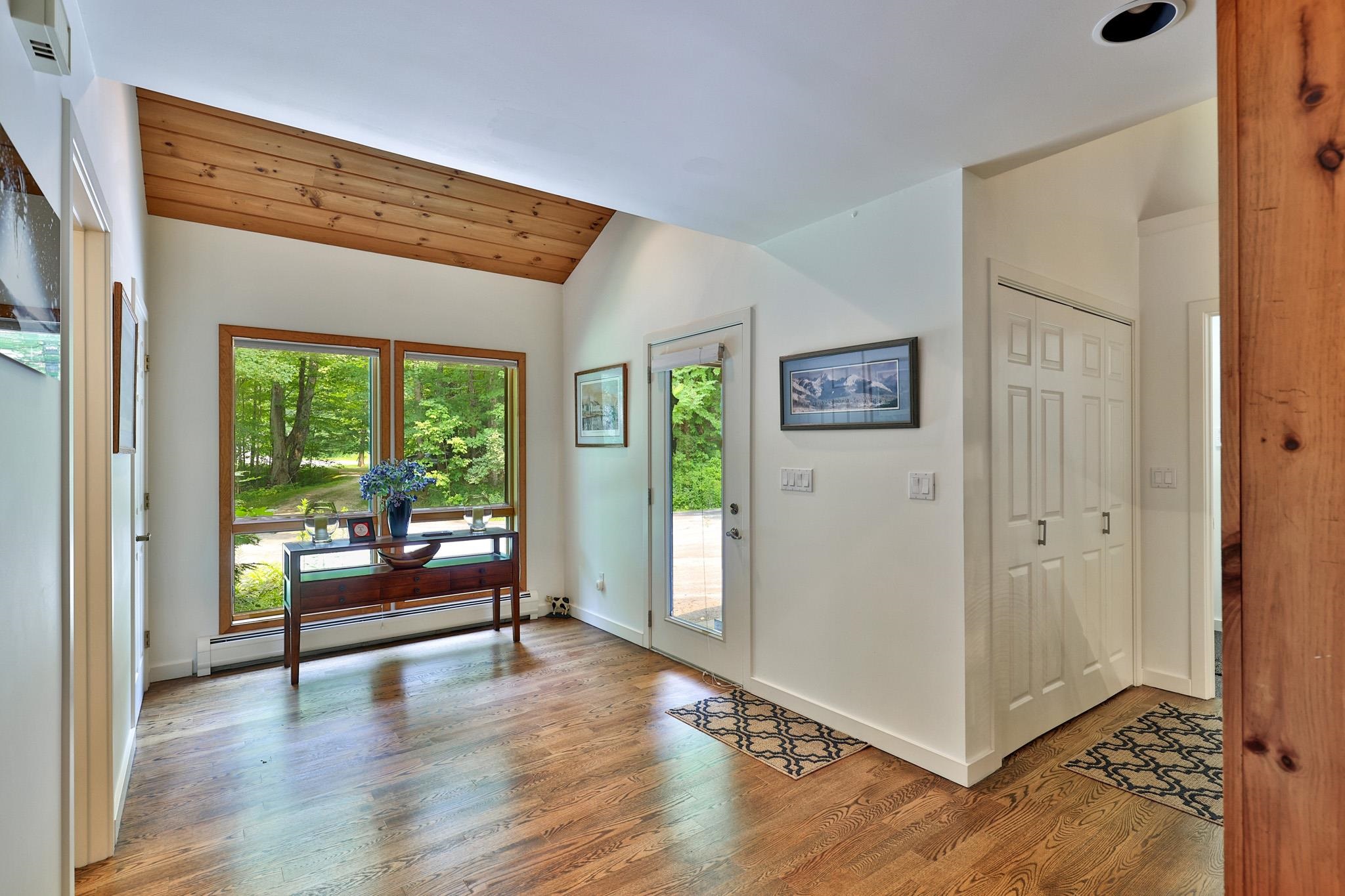 58 Knoll Drive Property Photo 5