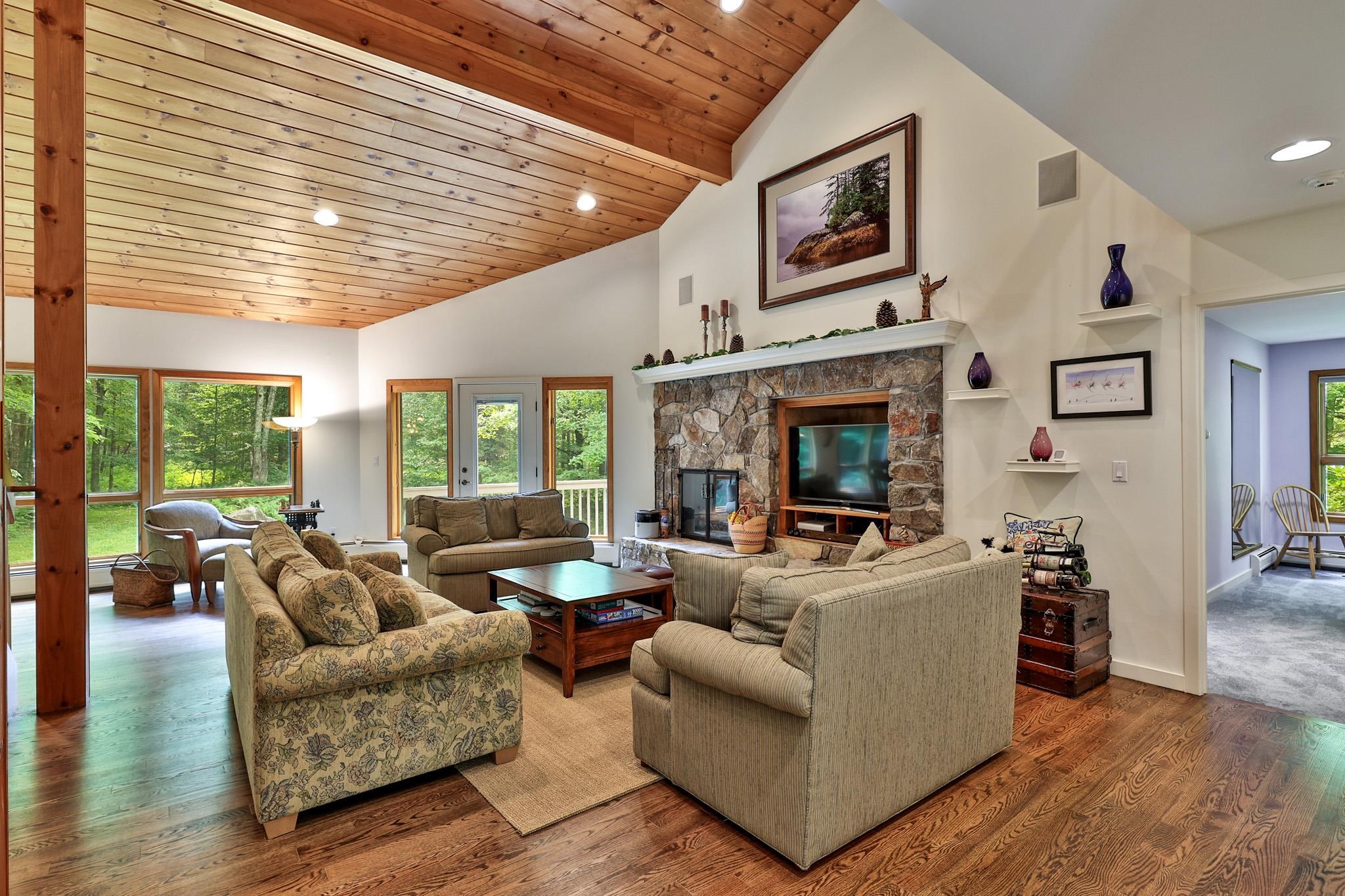 58 Knoll Drive Property Photo 7