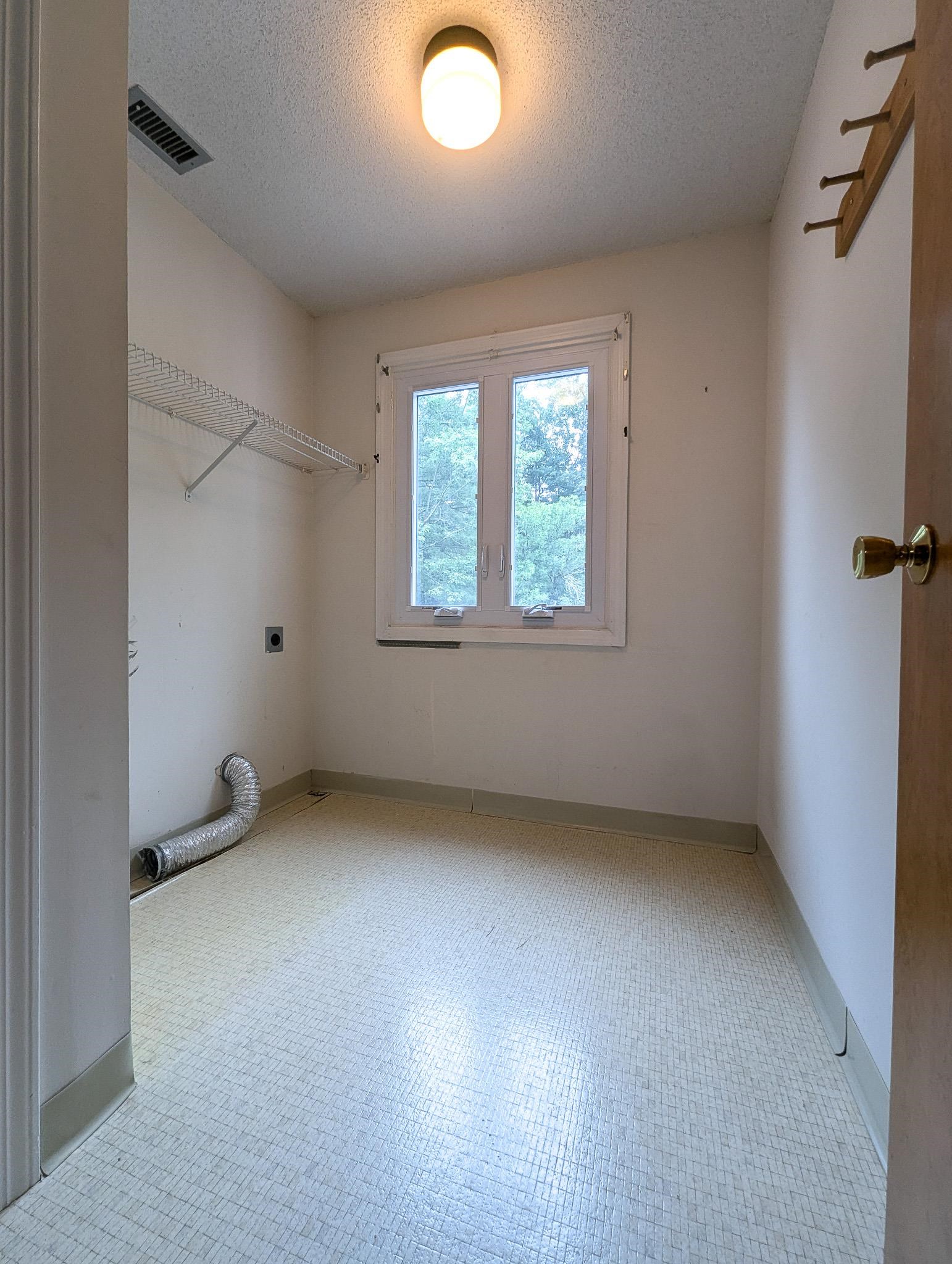 50 Merrimack Drive Property Photo 34