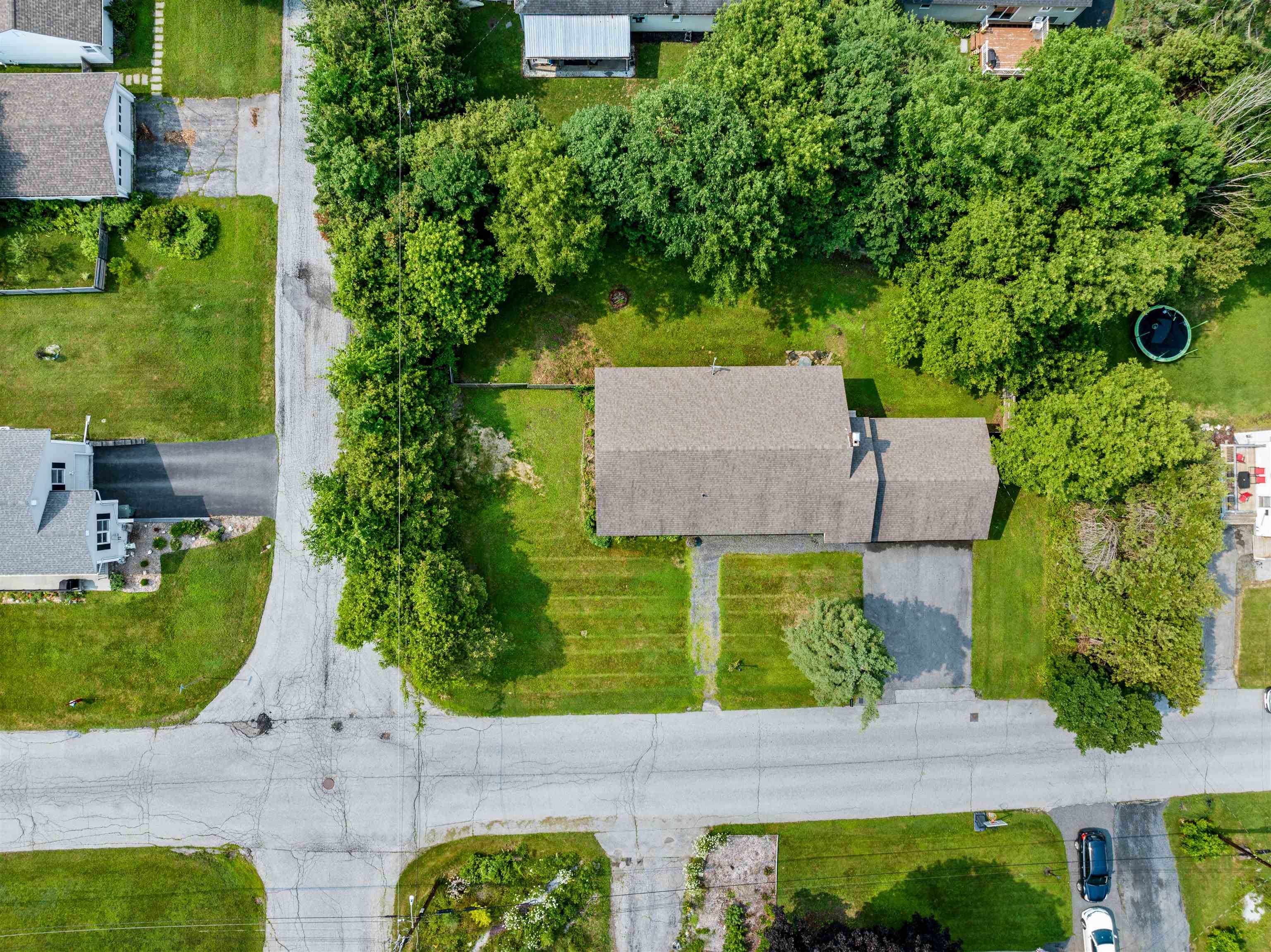 12 Veeder Avenue Property Photo 4