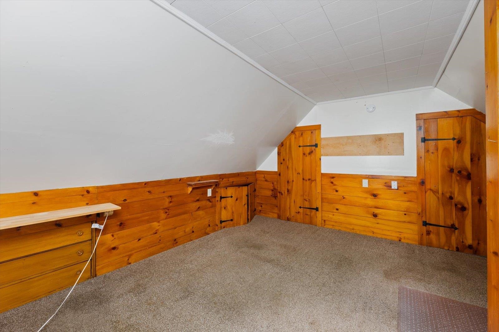 30 Thornton Road West Property Photo 23