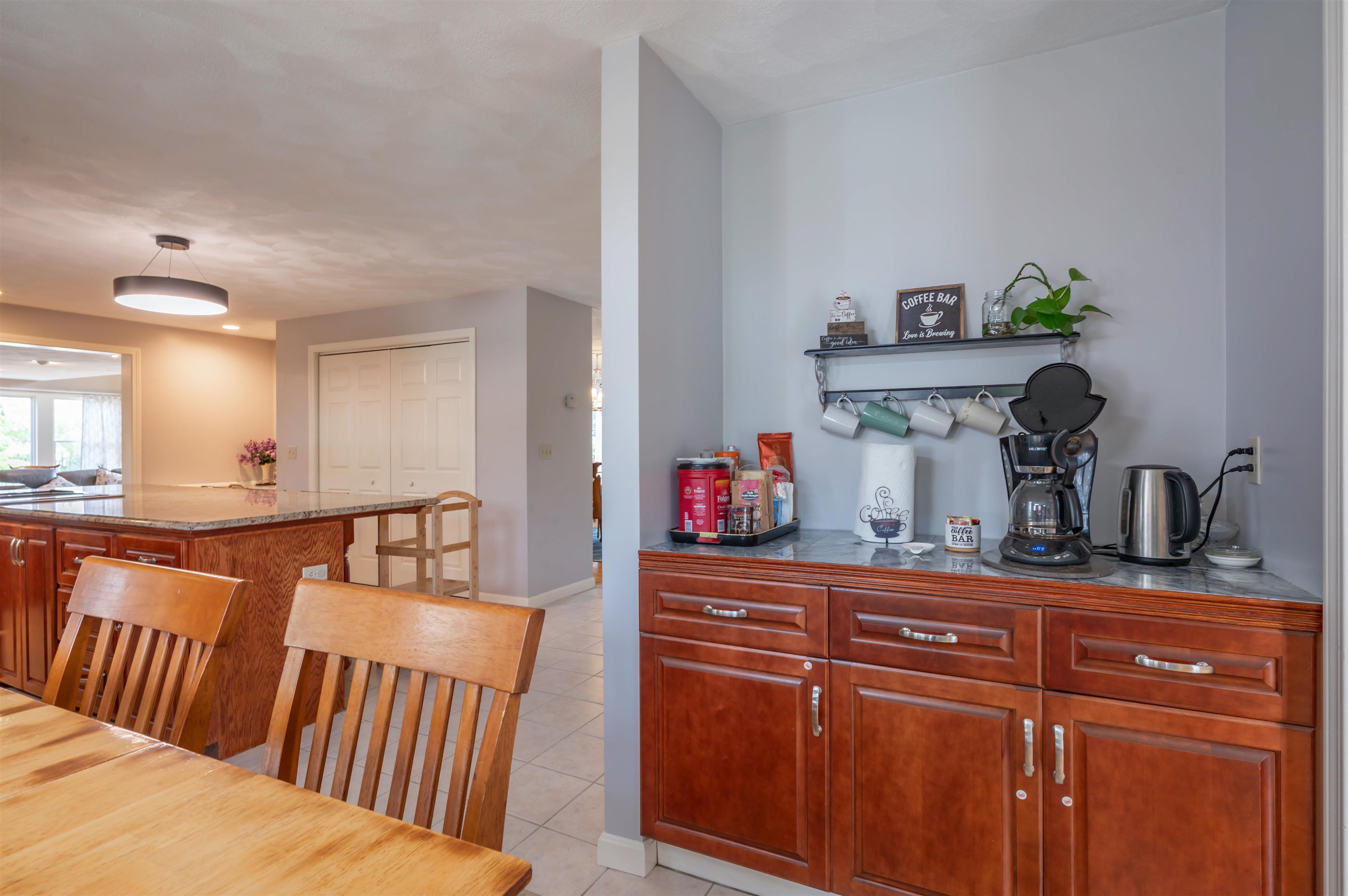 7 Longview Circle Property Photo 9