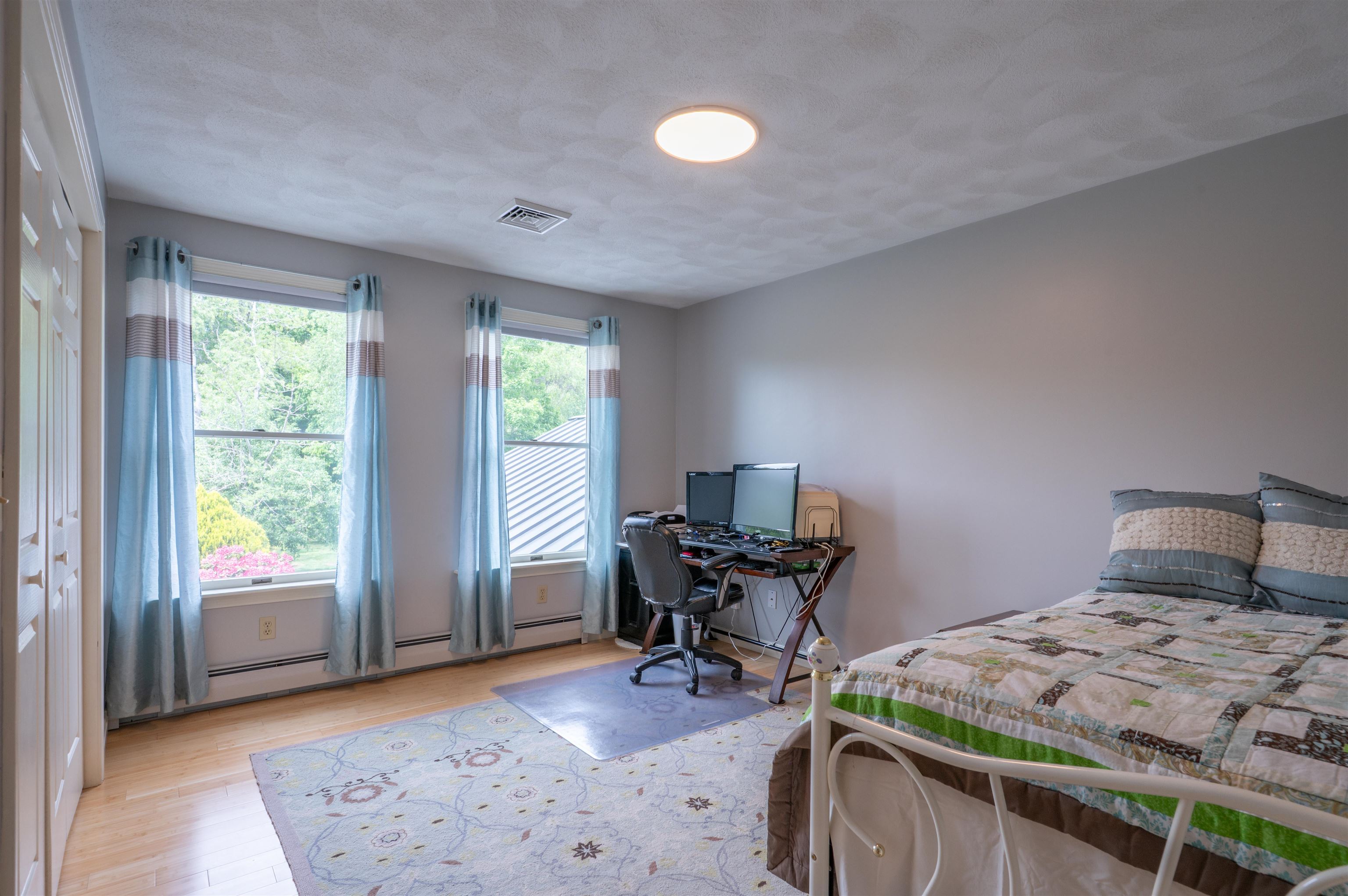 7 Longview Circle Property Photo 15