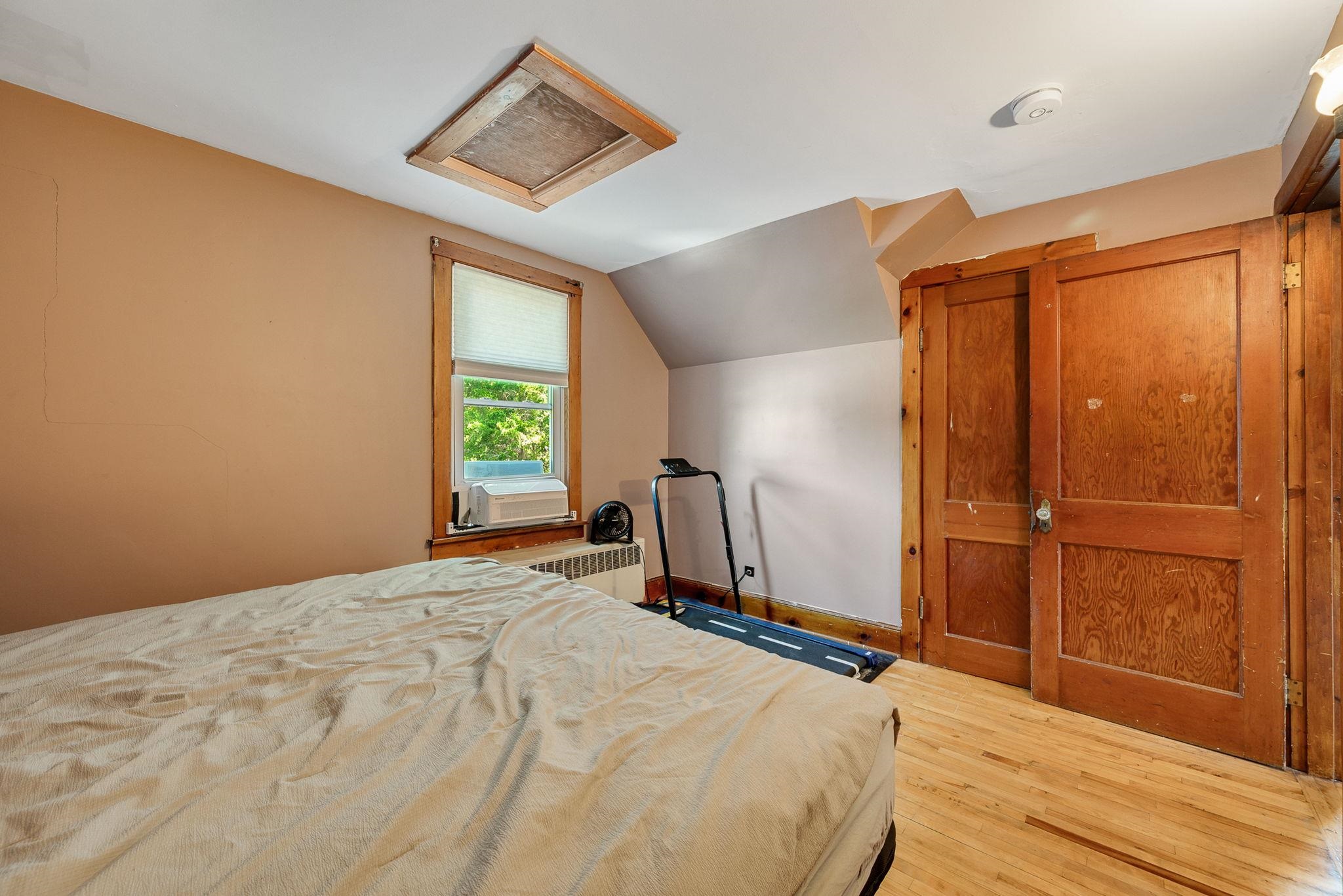 141 North Street Property Photo 26