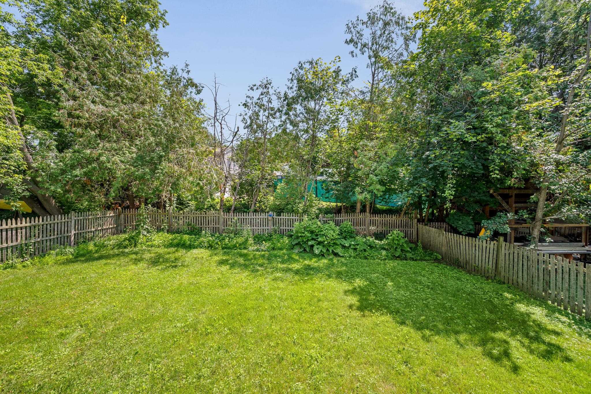 141 North Street Property Photo 37