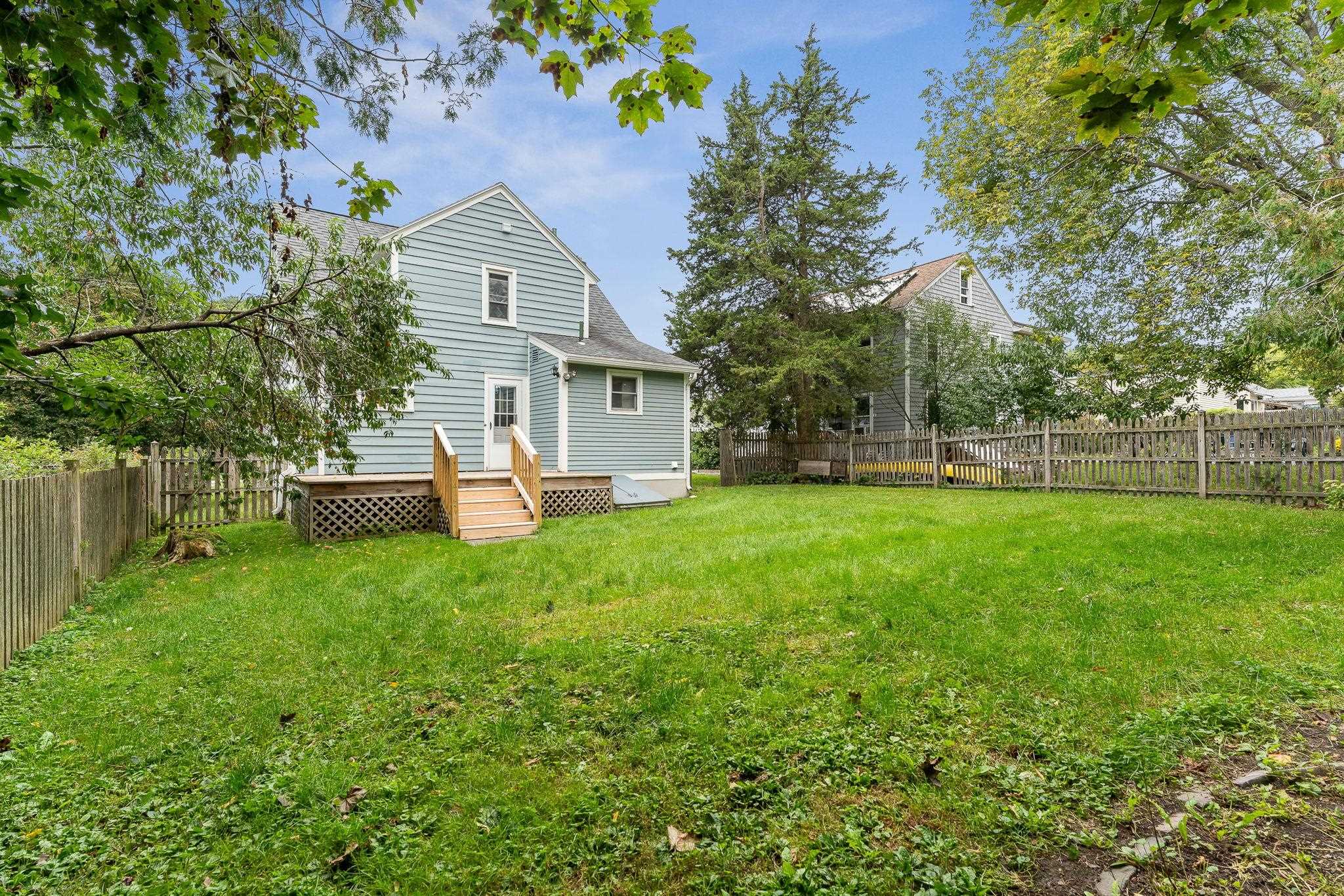 141 North Street Property Photo 45