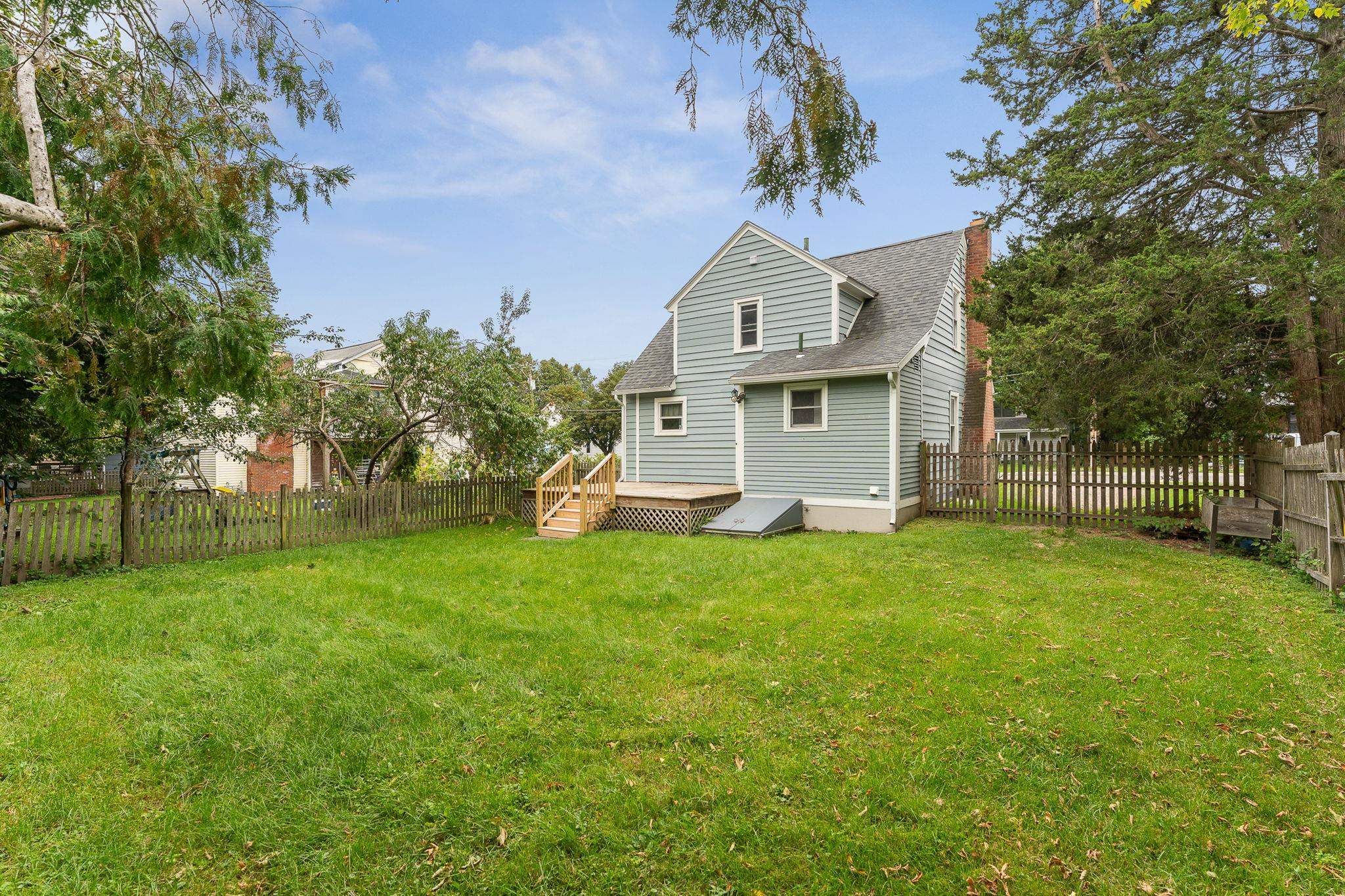 141 North Street Property Photo 46