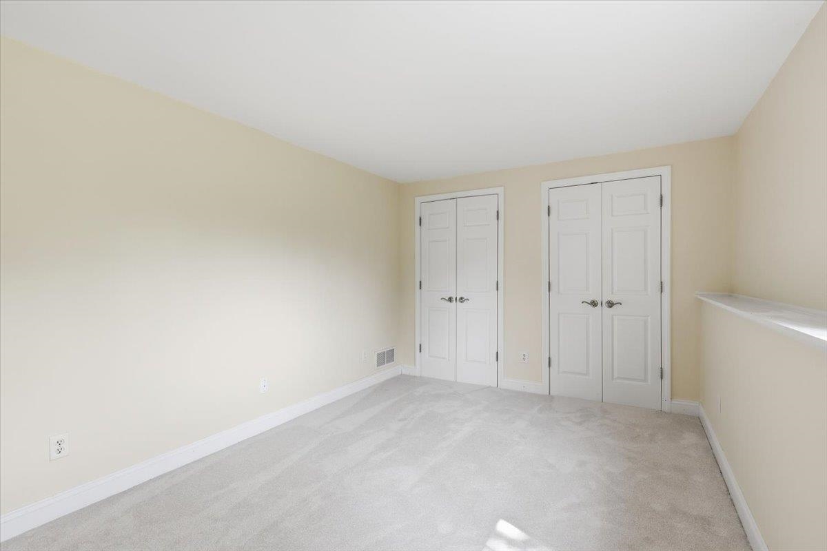 192 South Pointe Drive Property Photo 35