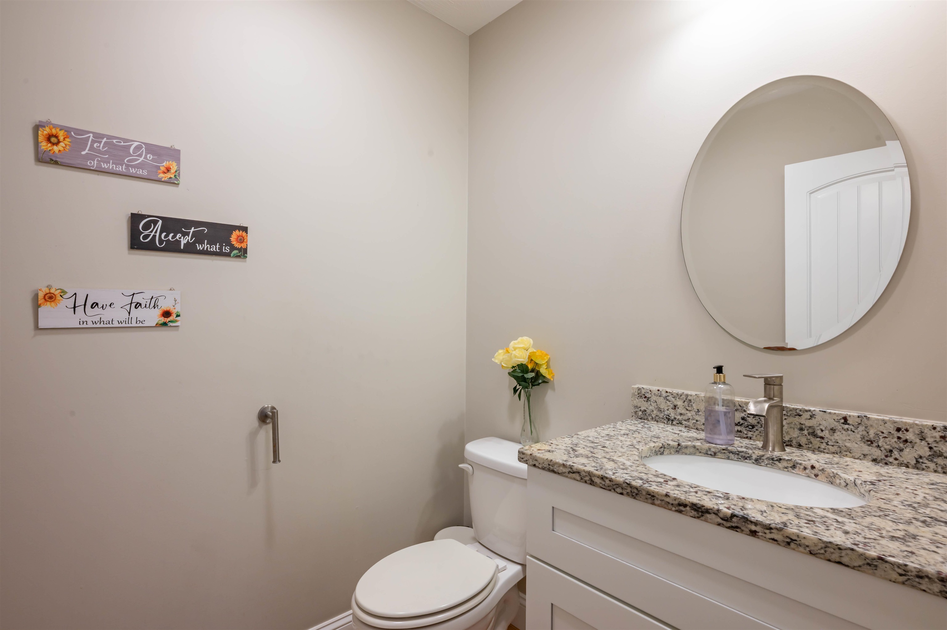 5 Pats Way Property Photo 8