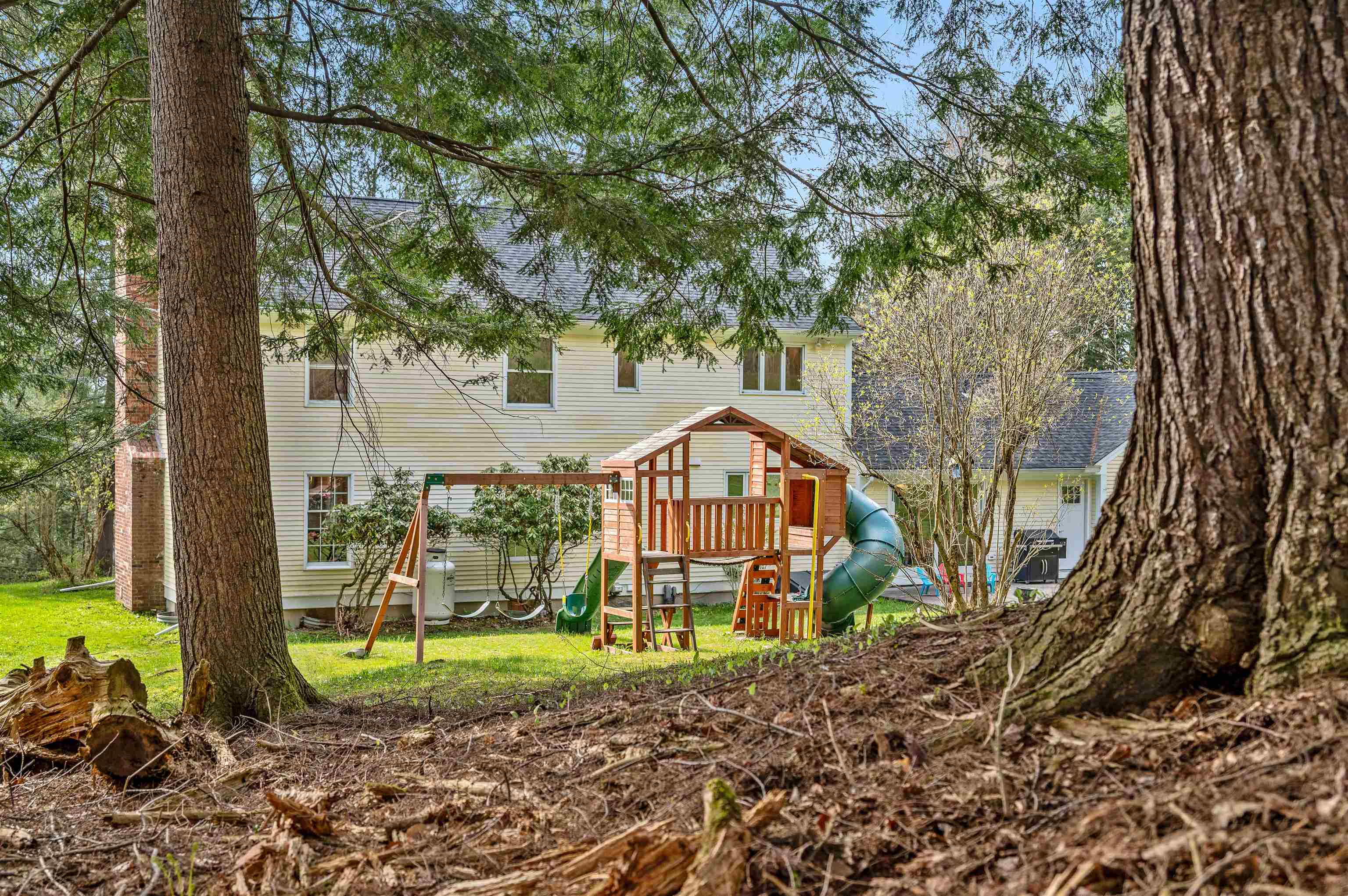 170 Spring Hollow Lane Property Photo 4