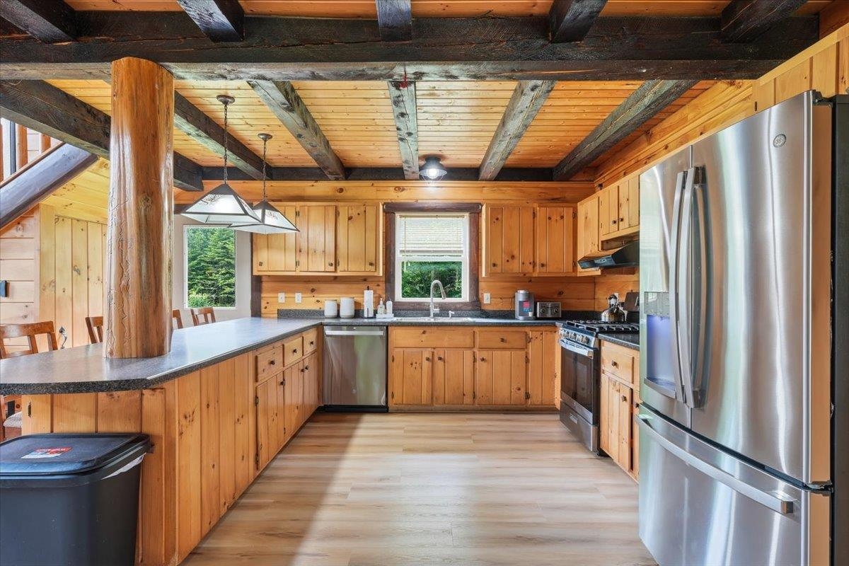 4940 Holland Pond Road Property Photo 10