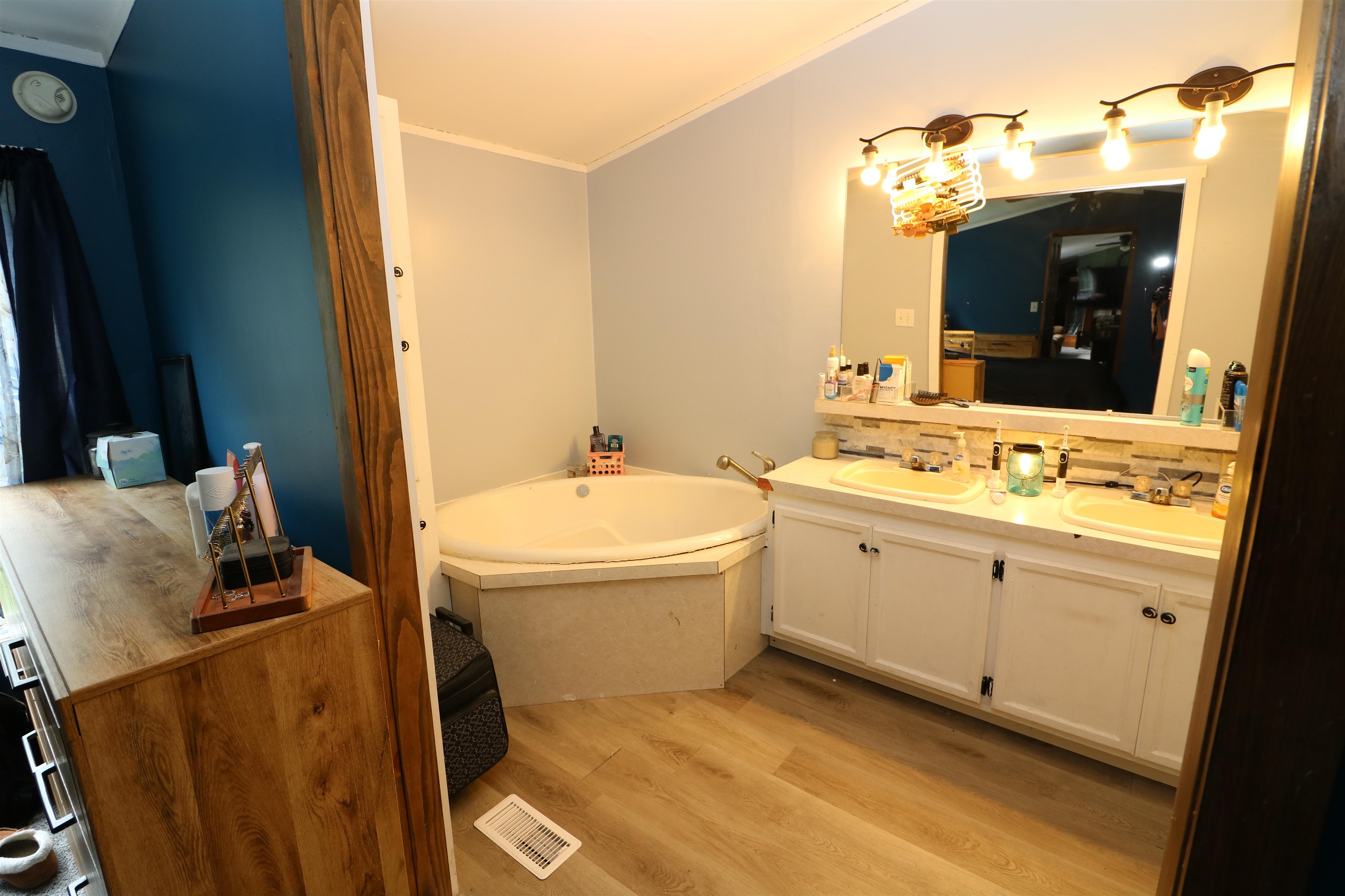 677 Rabbit Hollow Road Property Photo 9