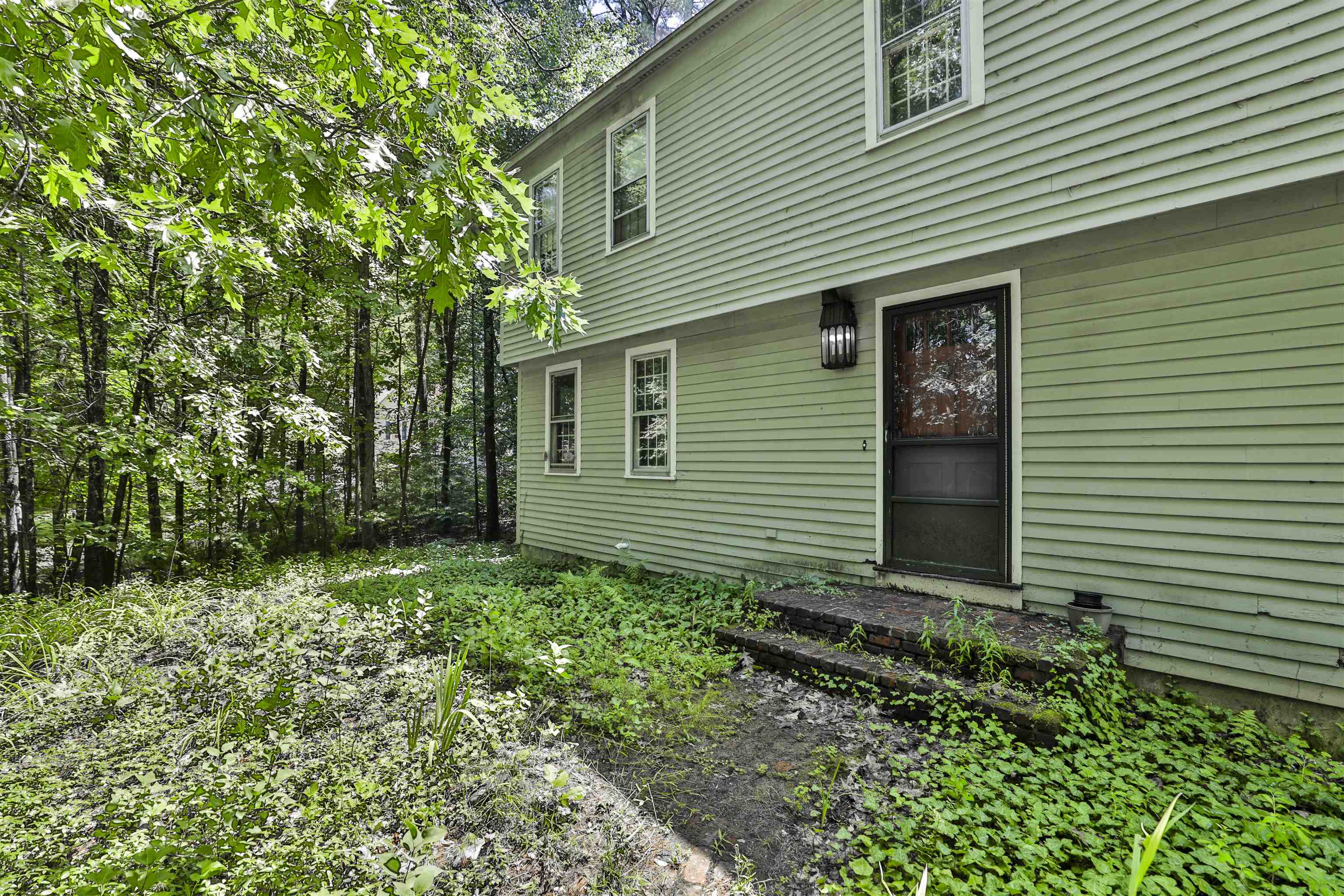 56 Buttonwood Drive Property Photo 1