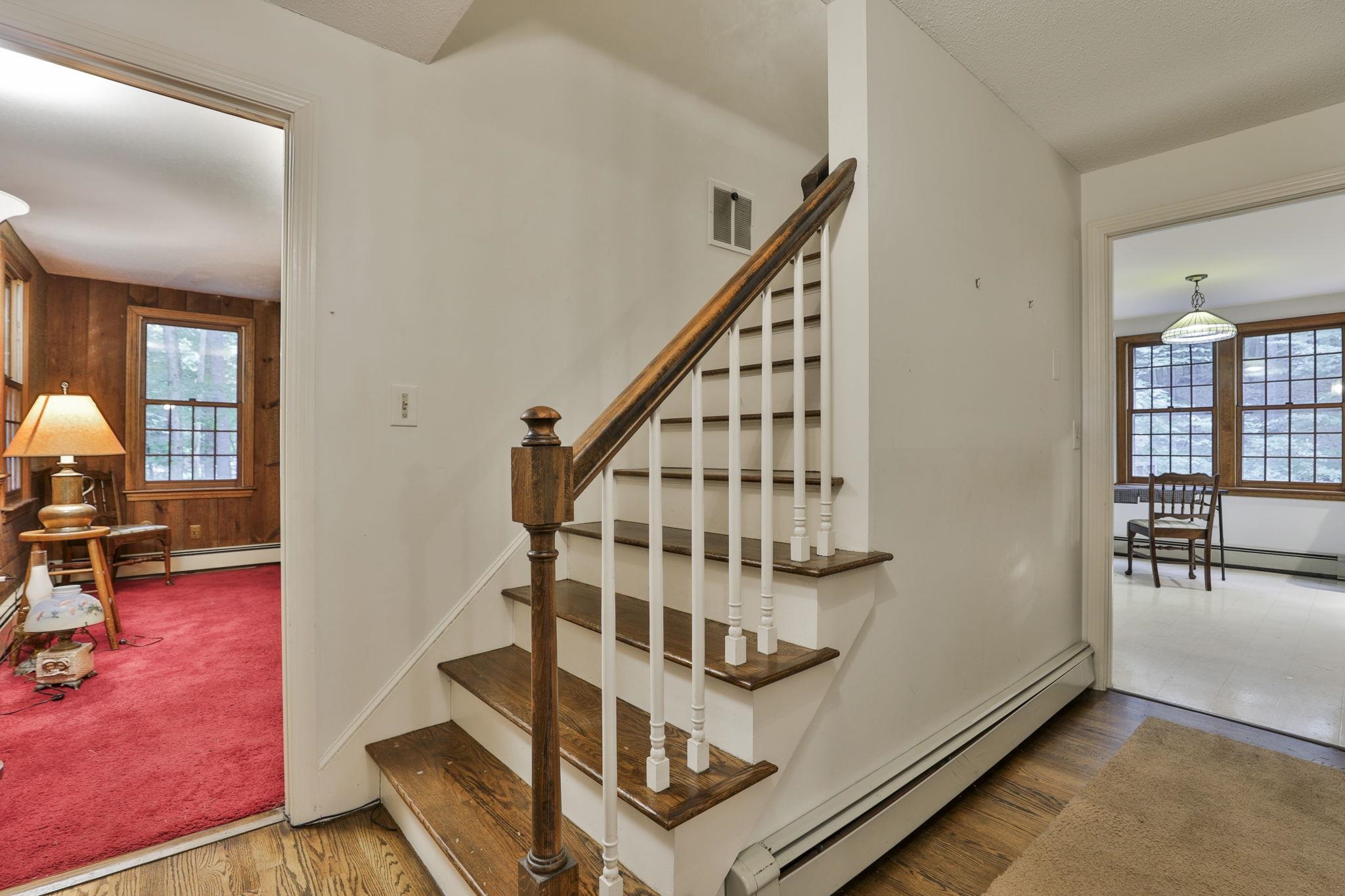 56 Buttonwood Drive Property Photo 3