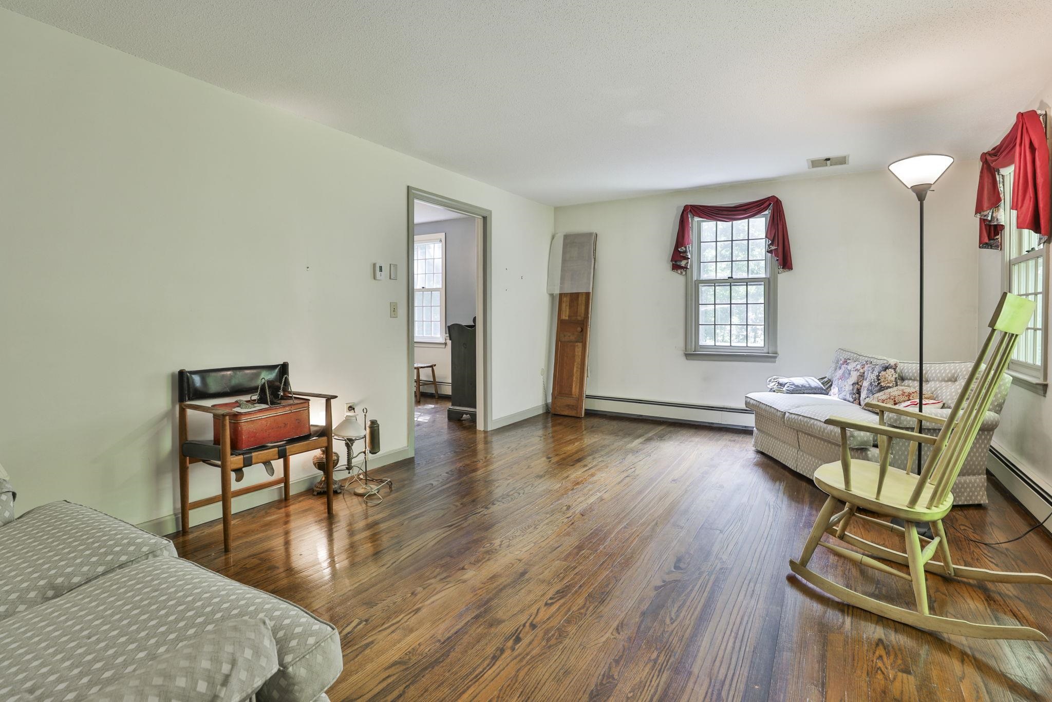 56 Buttonwood Drive Property Photo 16