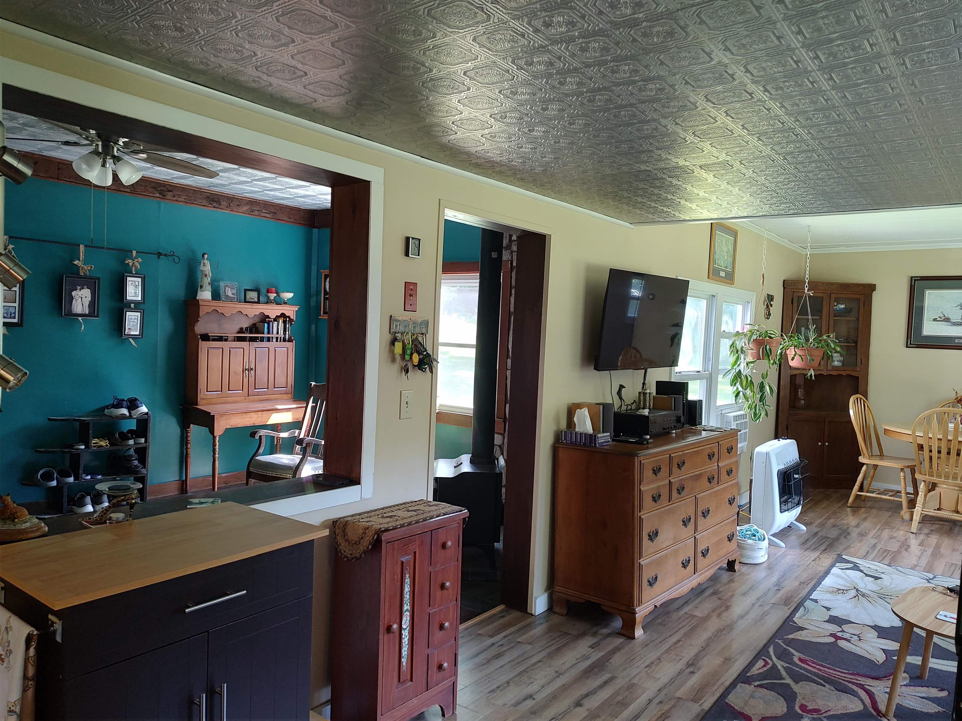 1608 Braintree Hill Road Property Photo 14