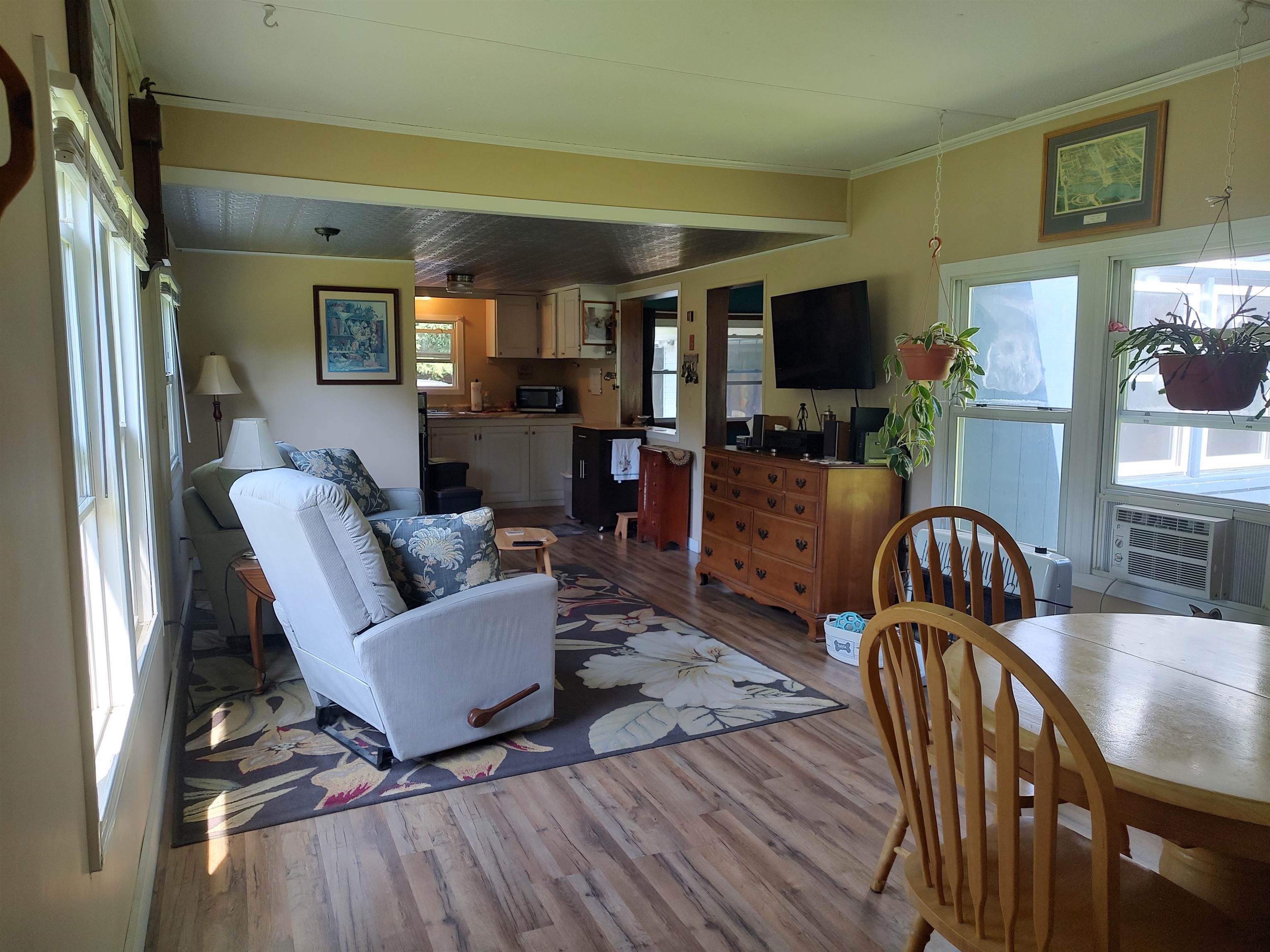 1608 Braintree Hill Road Property Photo 15