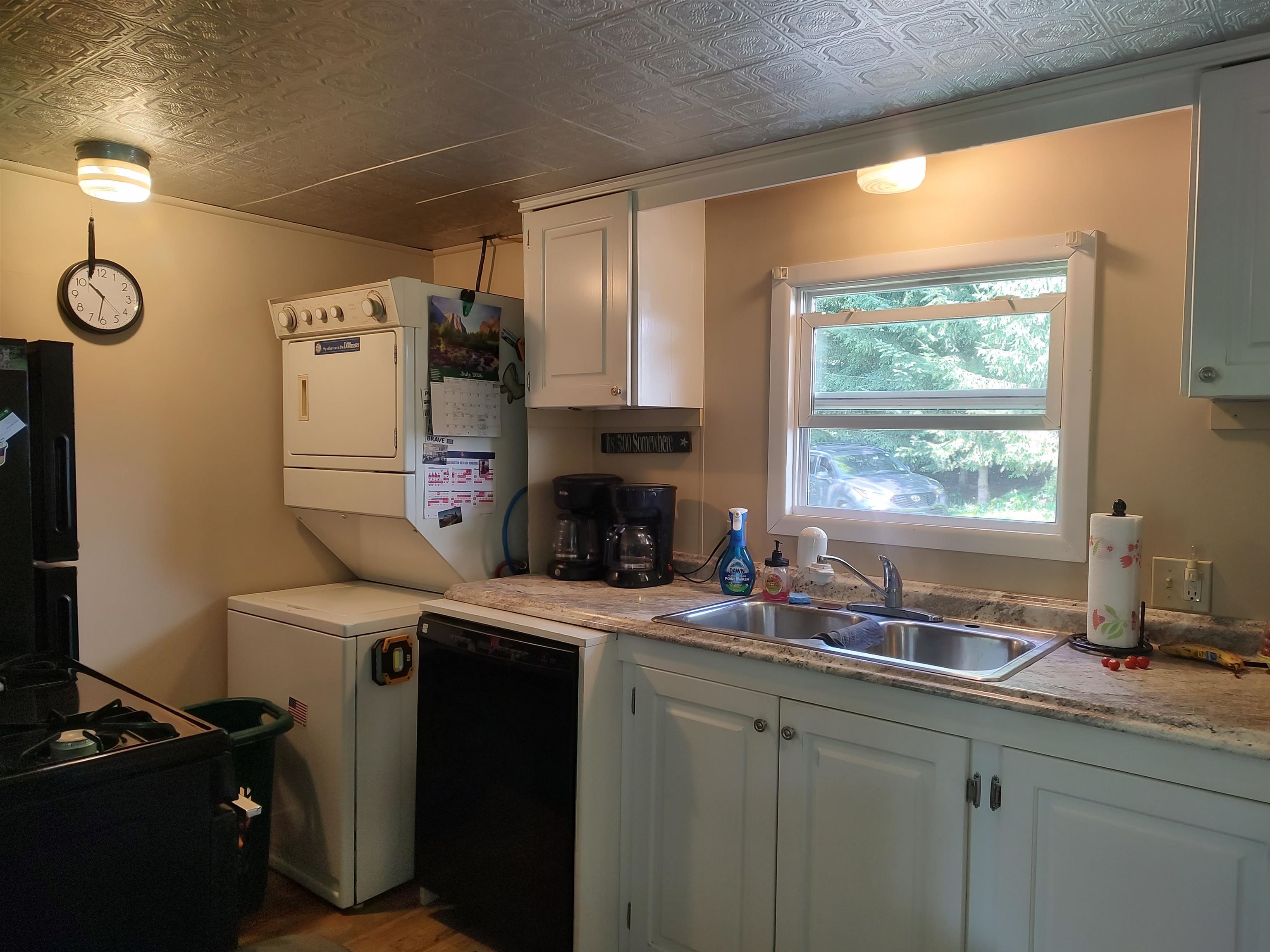 1608 Braintree Hill Road Property Photo 18