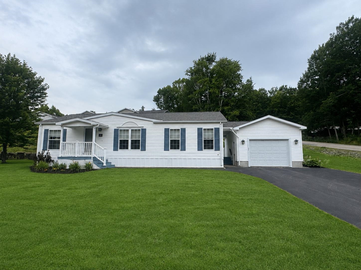 637 Benton Drive Property Photo 15