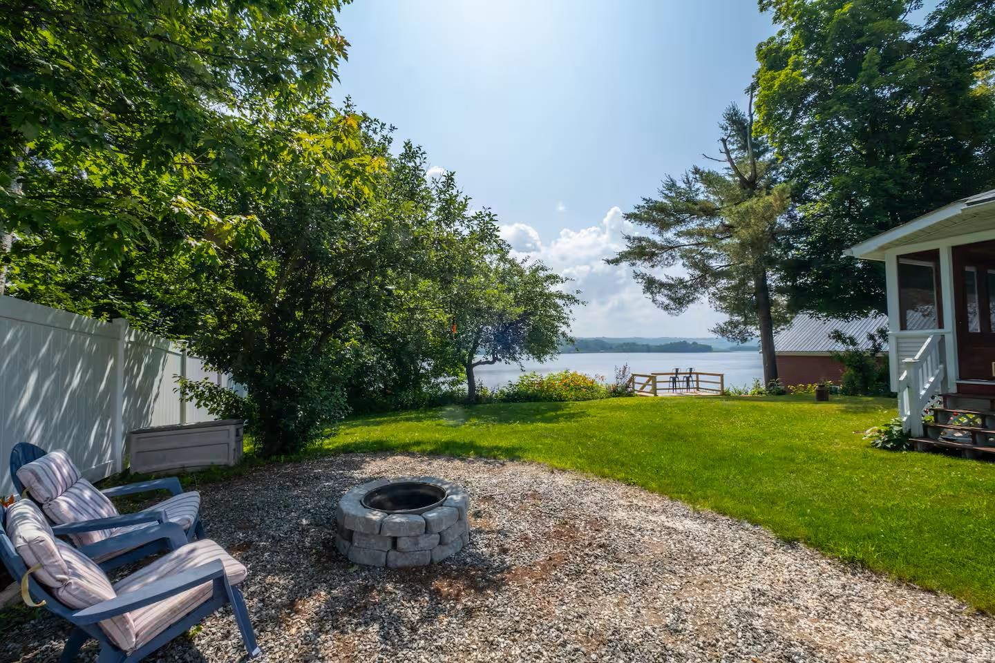 422 Billings Point Property Photo 15