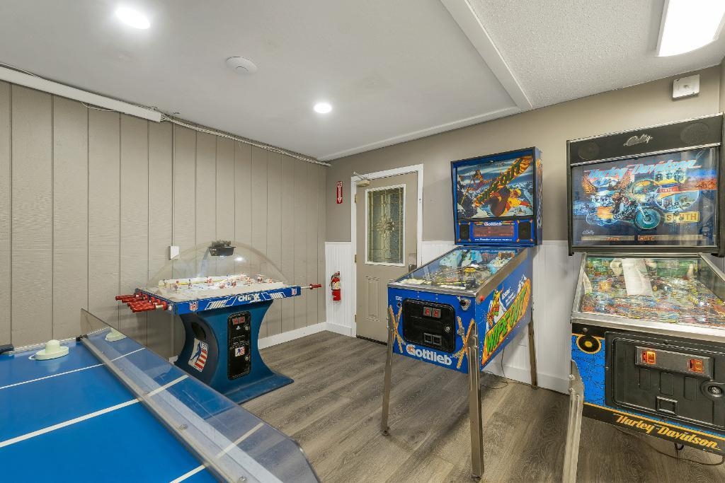 375 Endicott Street N Property Photo 23