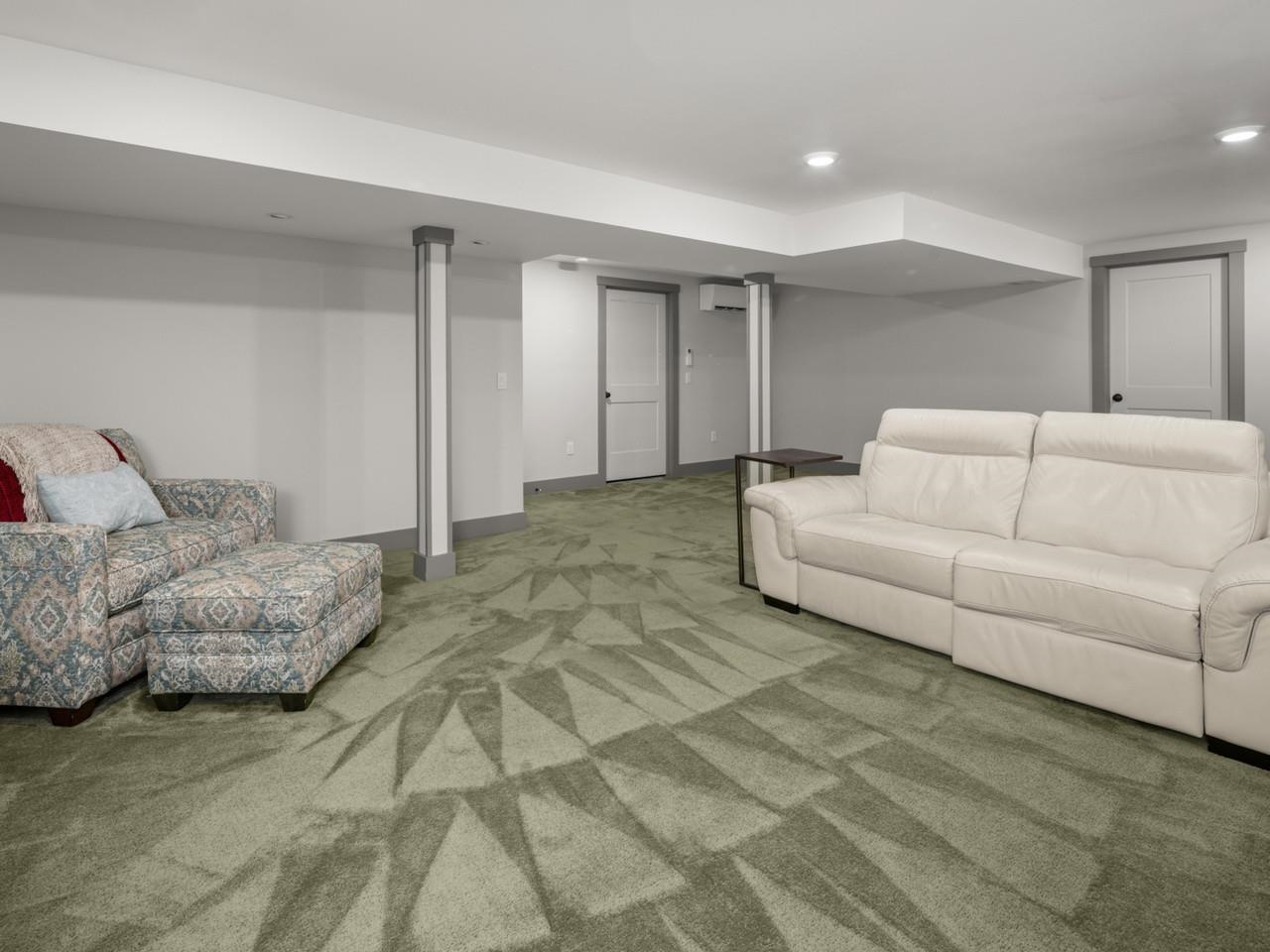 638 Vale Drive Property Photo 36