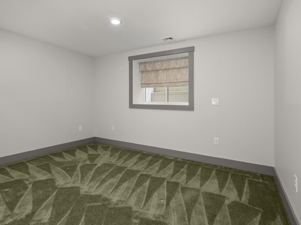638 Vale Drive Property Photo 42
