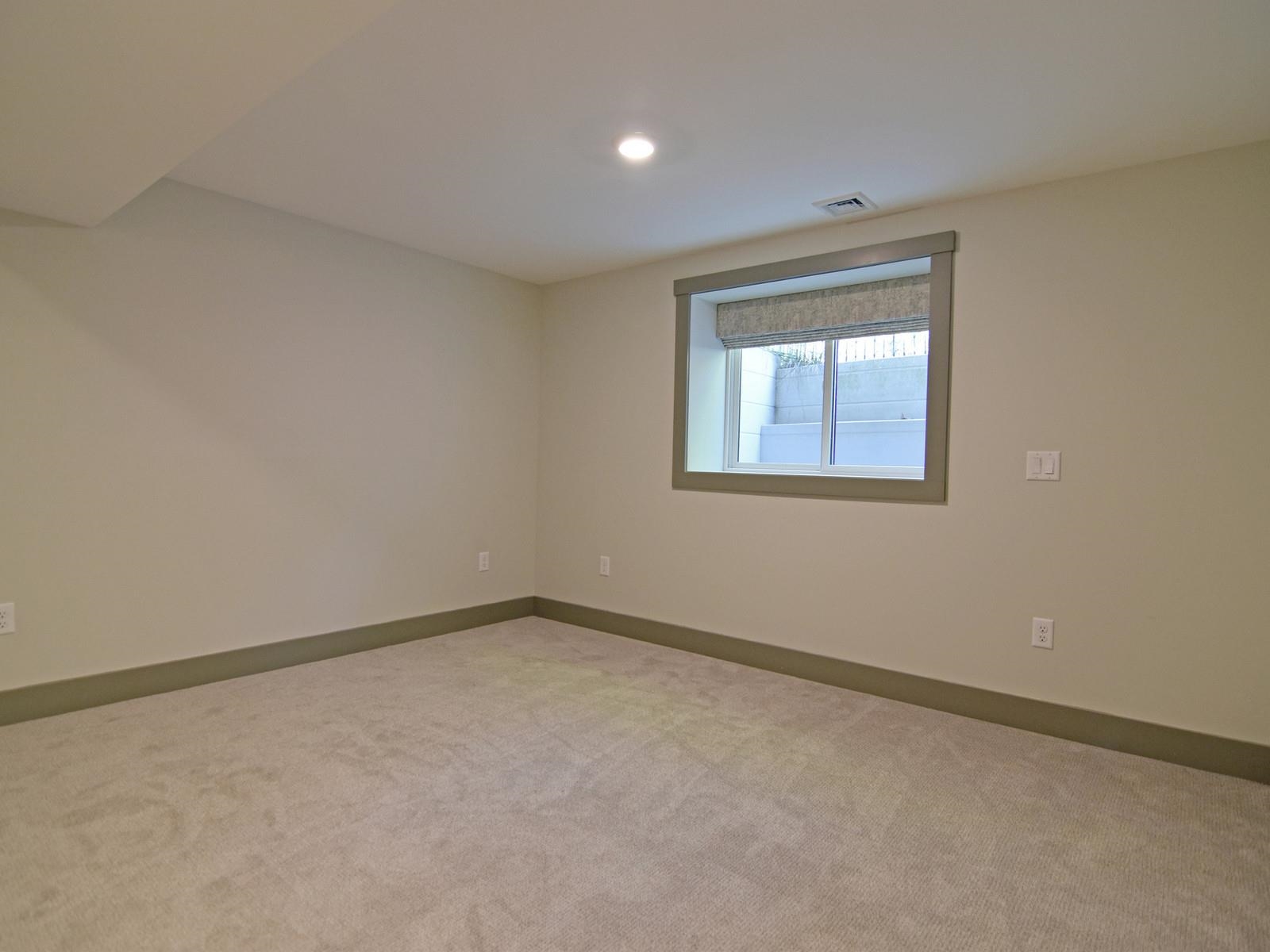 638 Vale Drive Property Photo 42