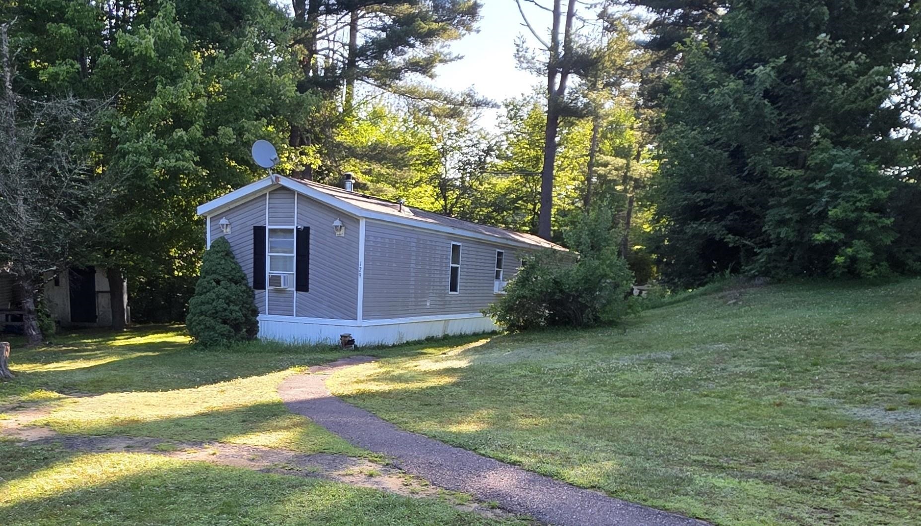 129 Sandy Pines Road Property Photo 1