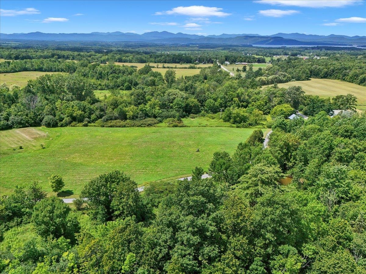 518 Dakin Road Property Photo 3