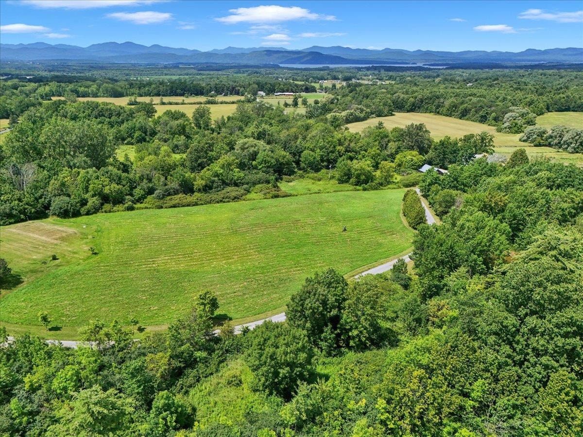 518 Dakin Road Property Photo 4