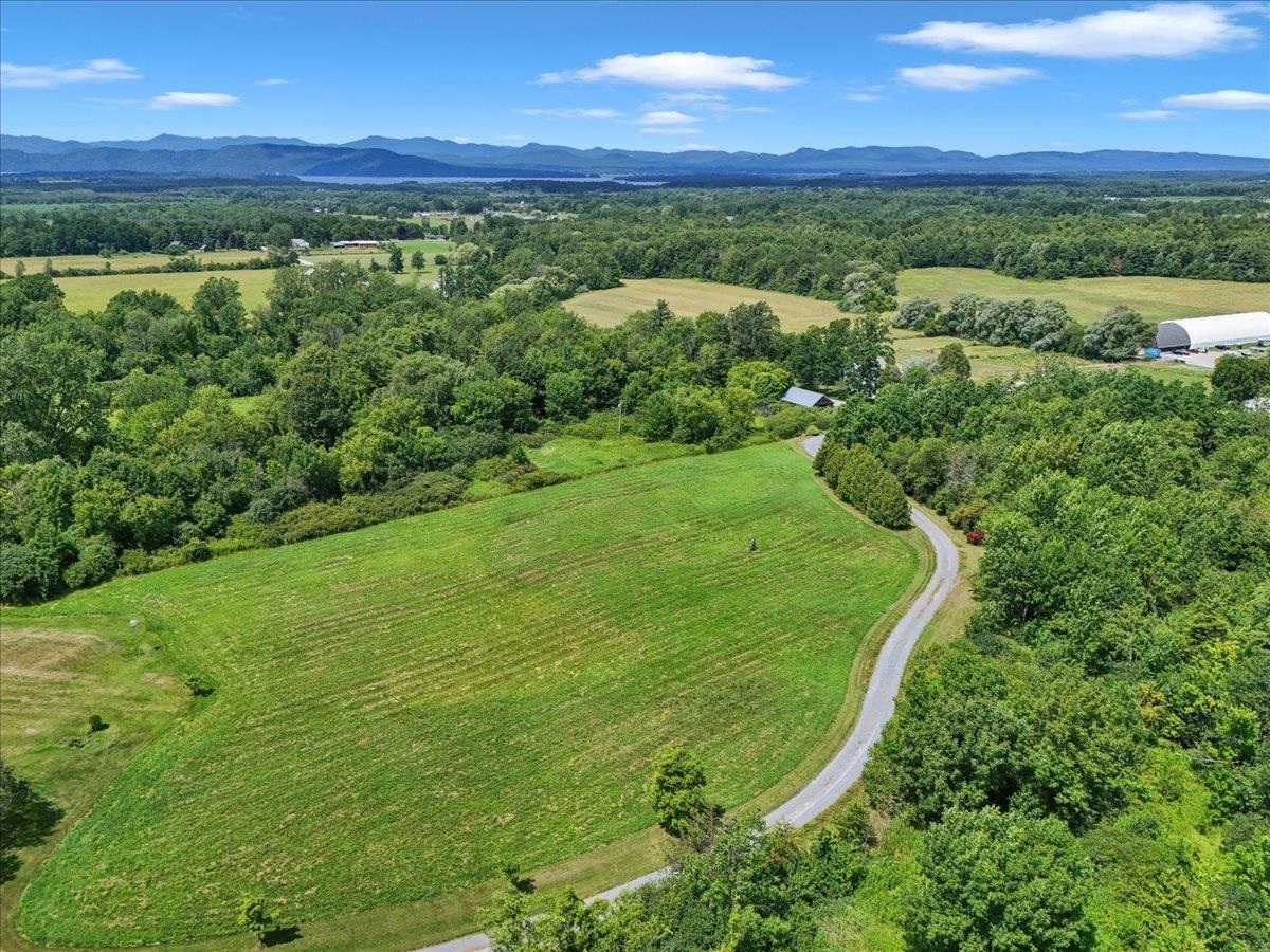 518 Dakin Road Property Photo 5