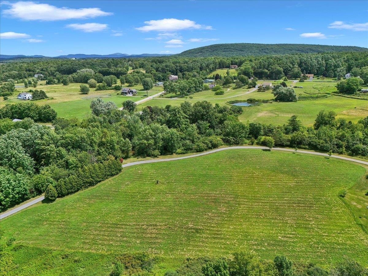 518 Dakin Road Property Photo 10