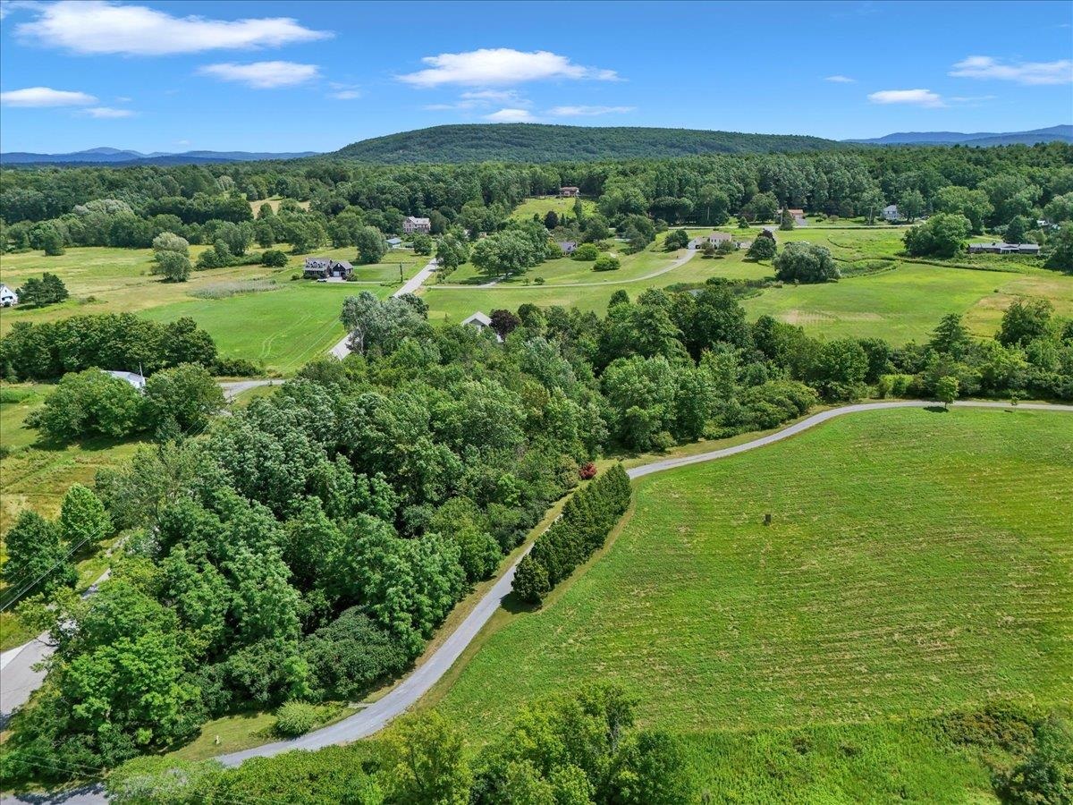 518 Dakin Road Property Photo 11