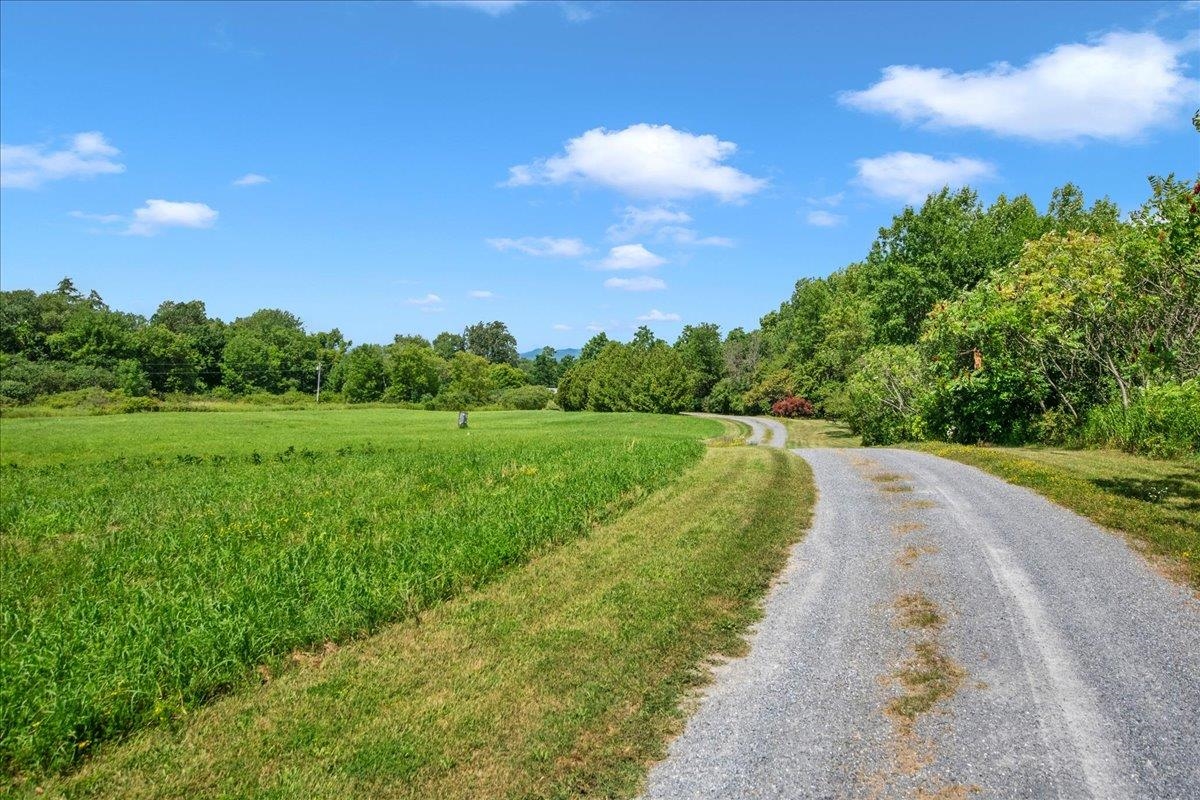 518 Dakin Road Property Photo 21