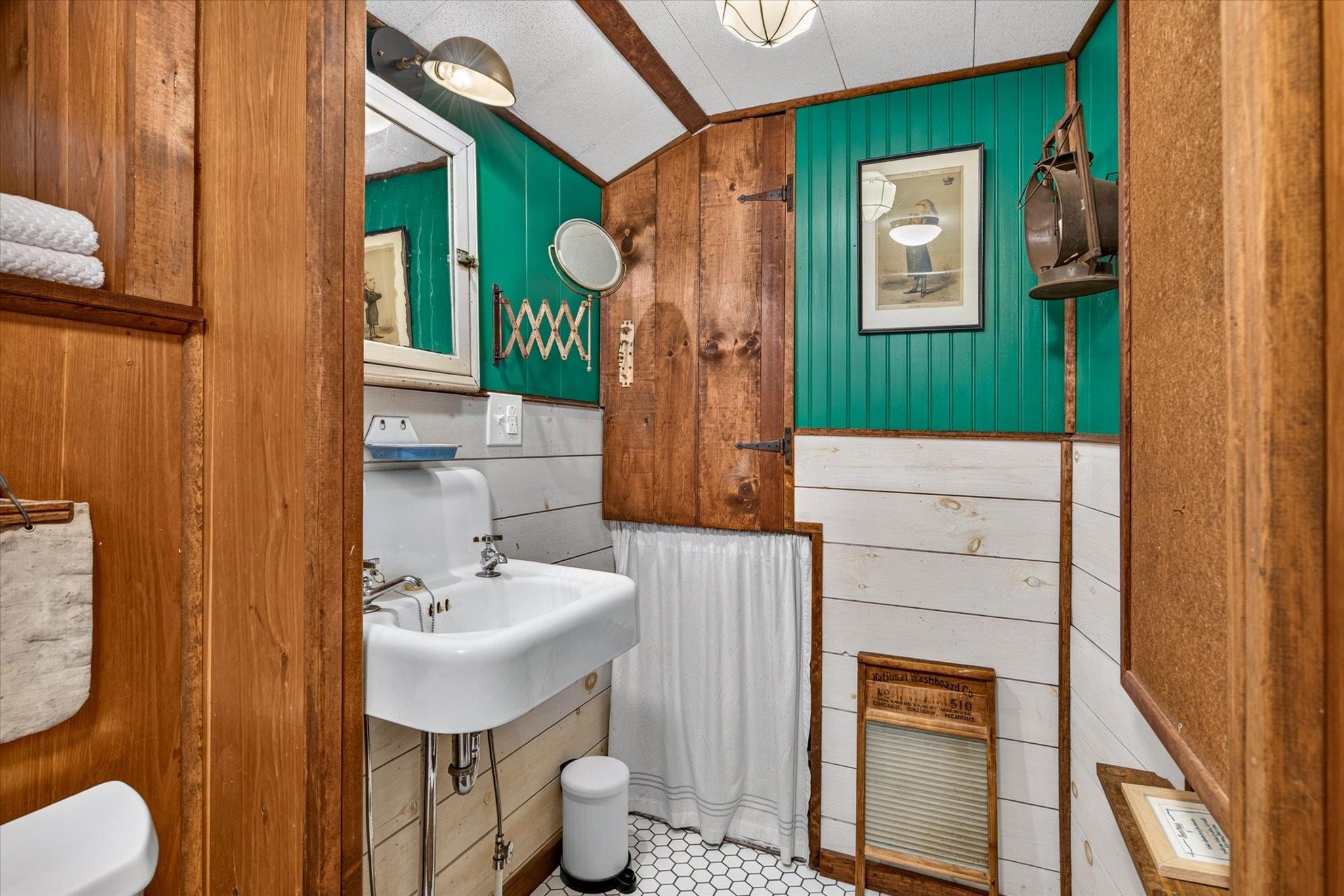 544 Vulture Mountain Road Property Photo 22
