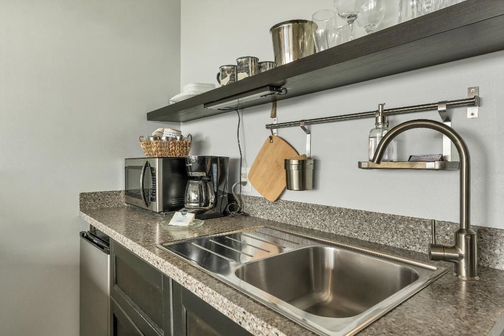 375 Endicott Street N Property Photo 7