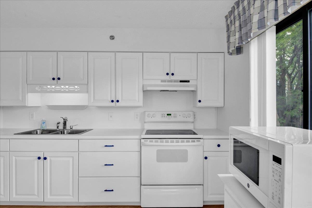 10 Kellogg Road Property Photo 7