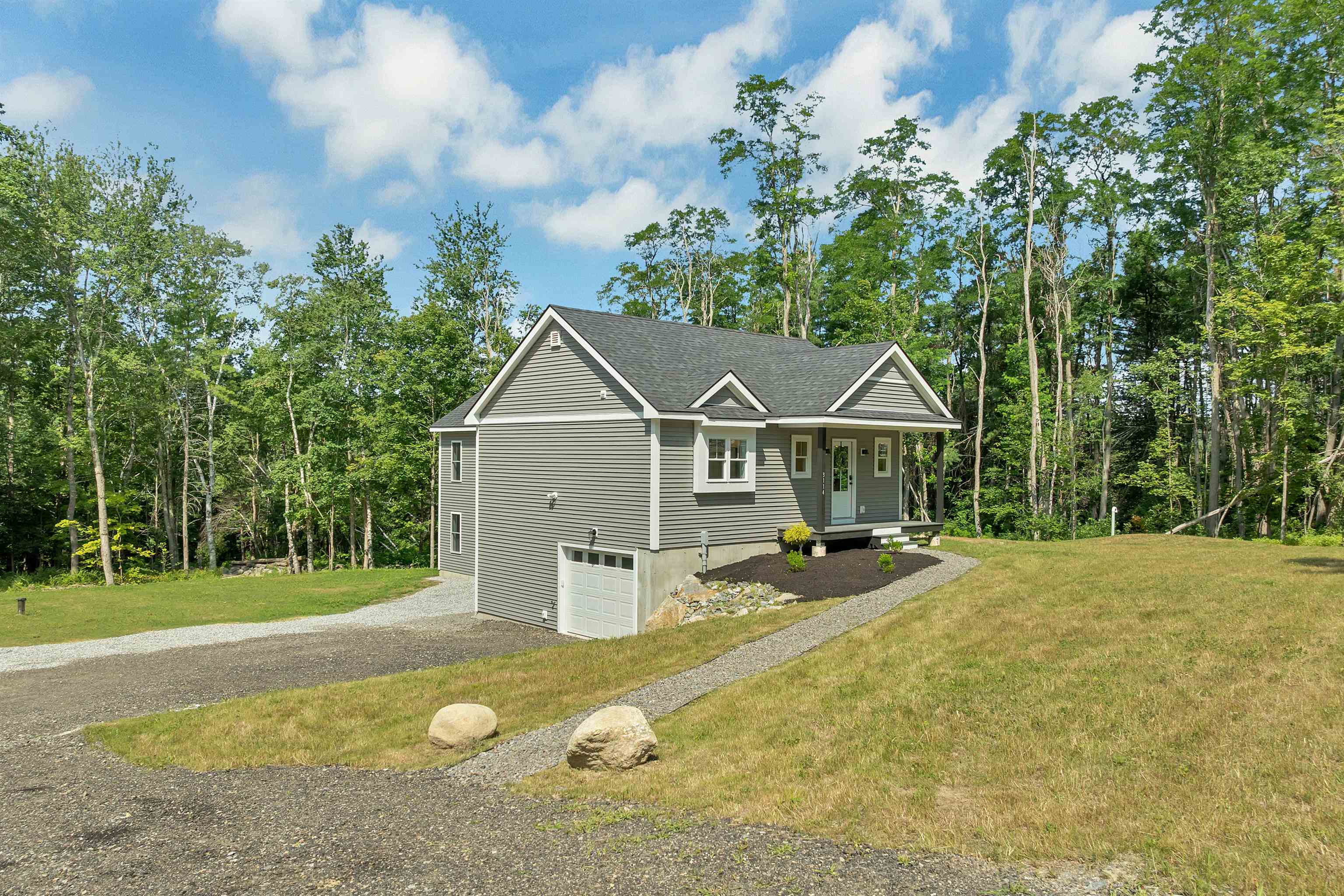 3114 Parade Road Property Photo 1