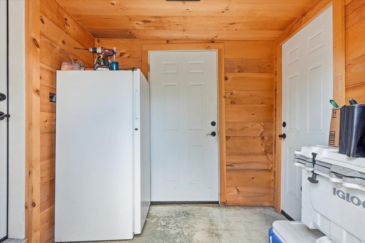 258 Buttolph Road Property Photo 6