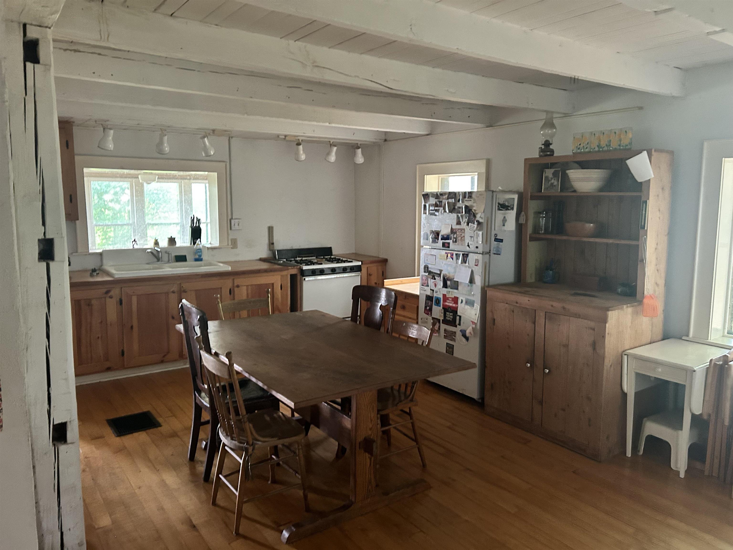 1301 Bayley-hazen Road Property Photo 12