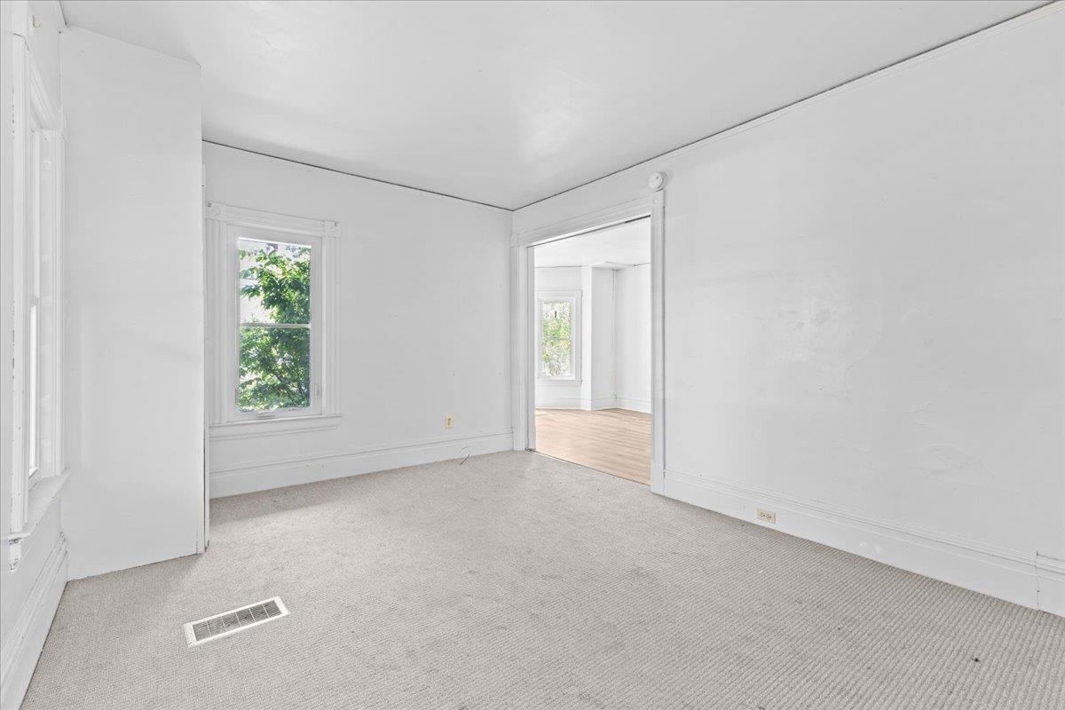 21 Hyde Street Property Photo 20