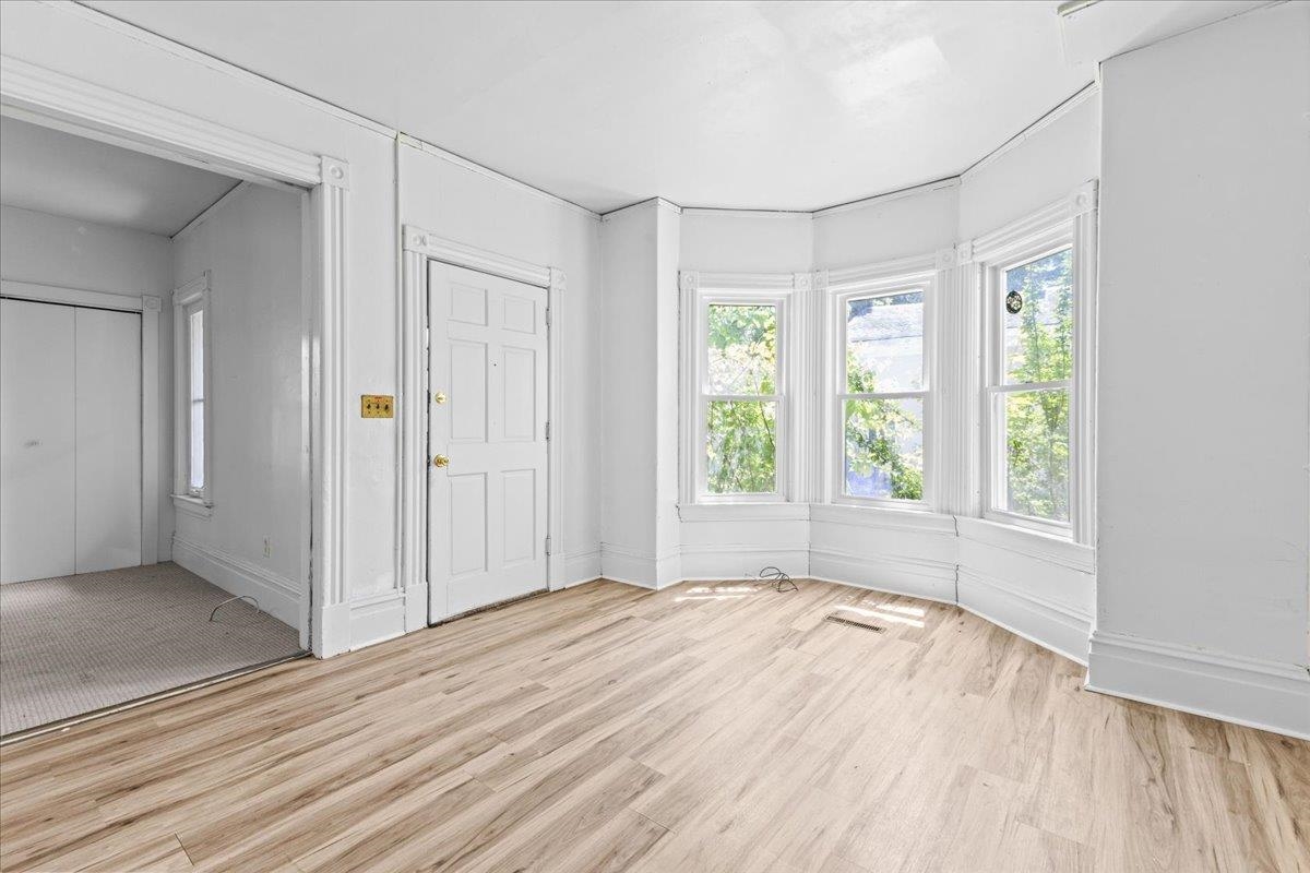 21 Hyde Street Property Photo 25
