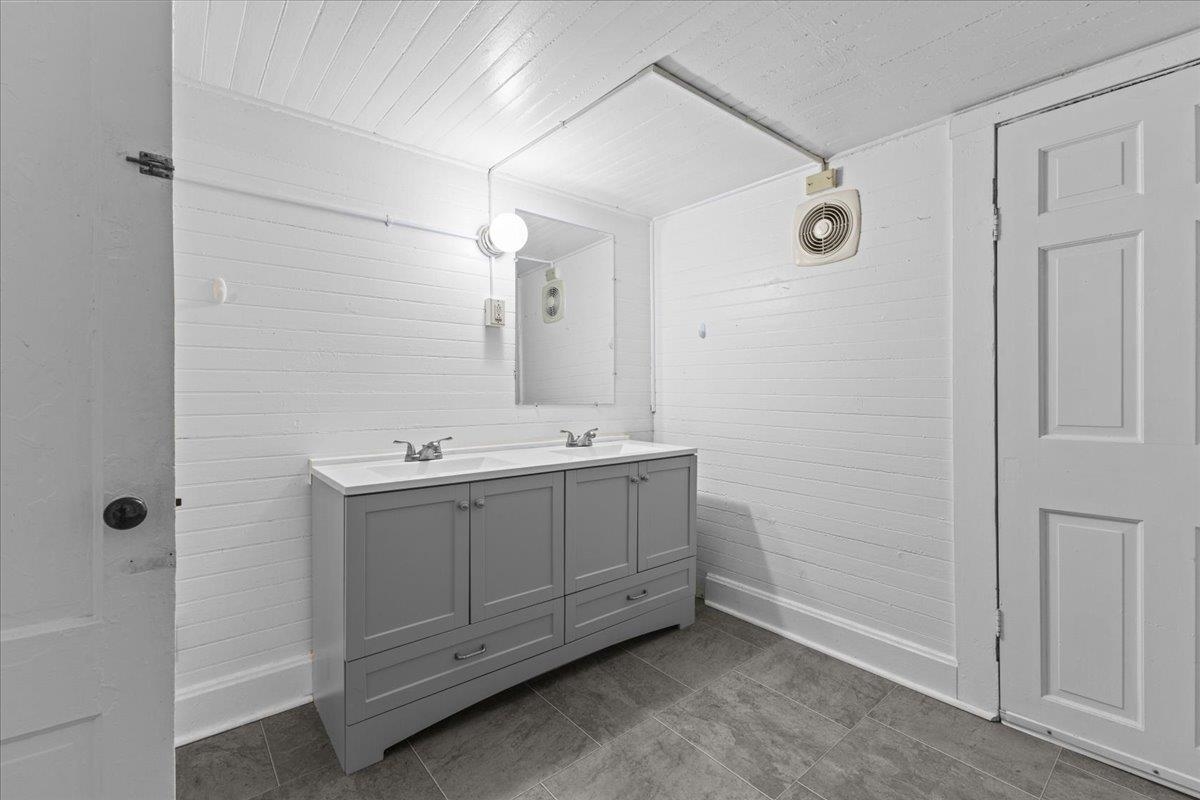 21 Hyde Street Property Photo 19