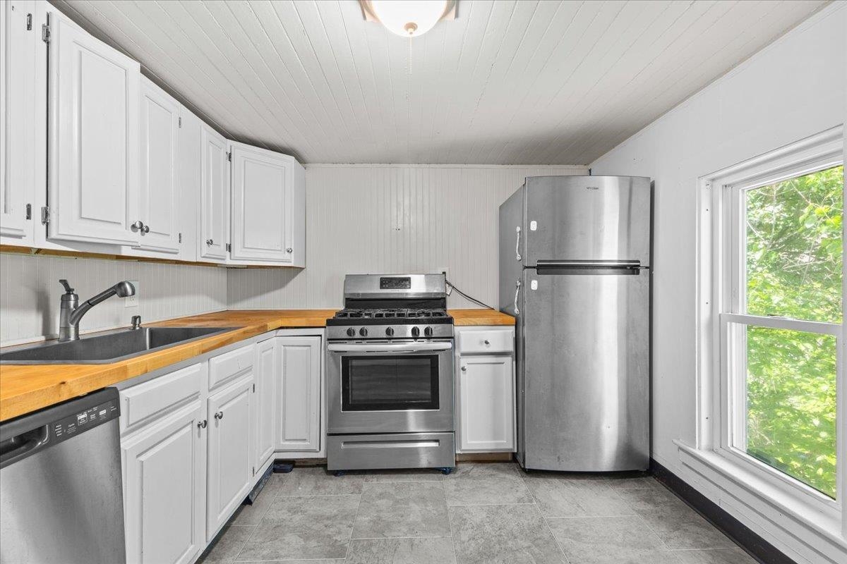 21 Hyde Street Property Photo 23
