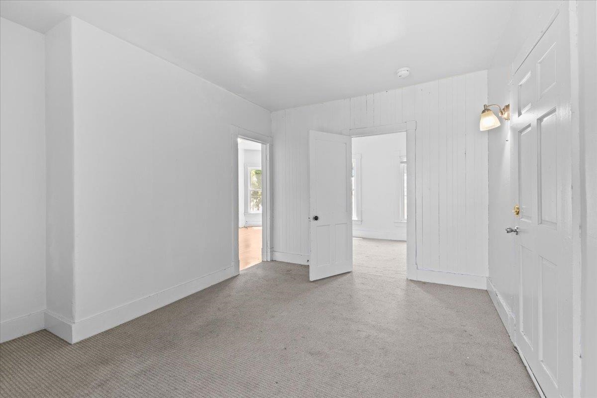 21 Hyde Street Property Photo 25