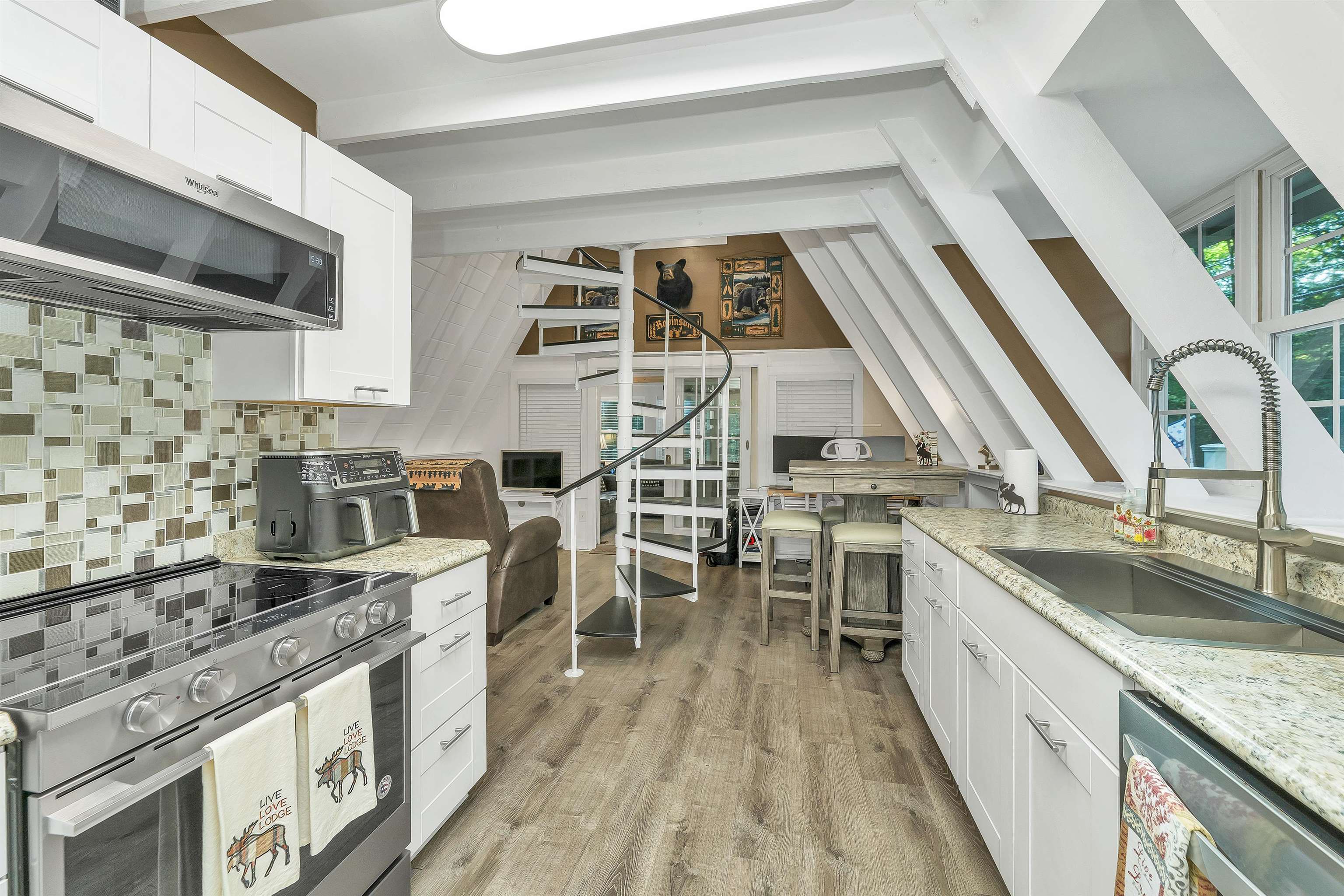 13 Chestnut Lane Property Photo 27